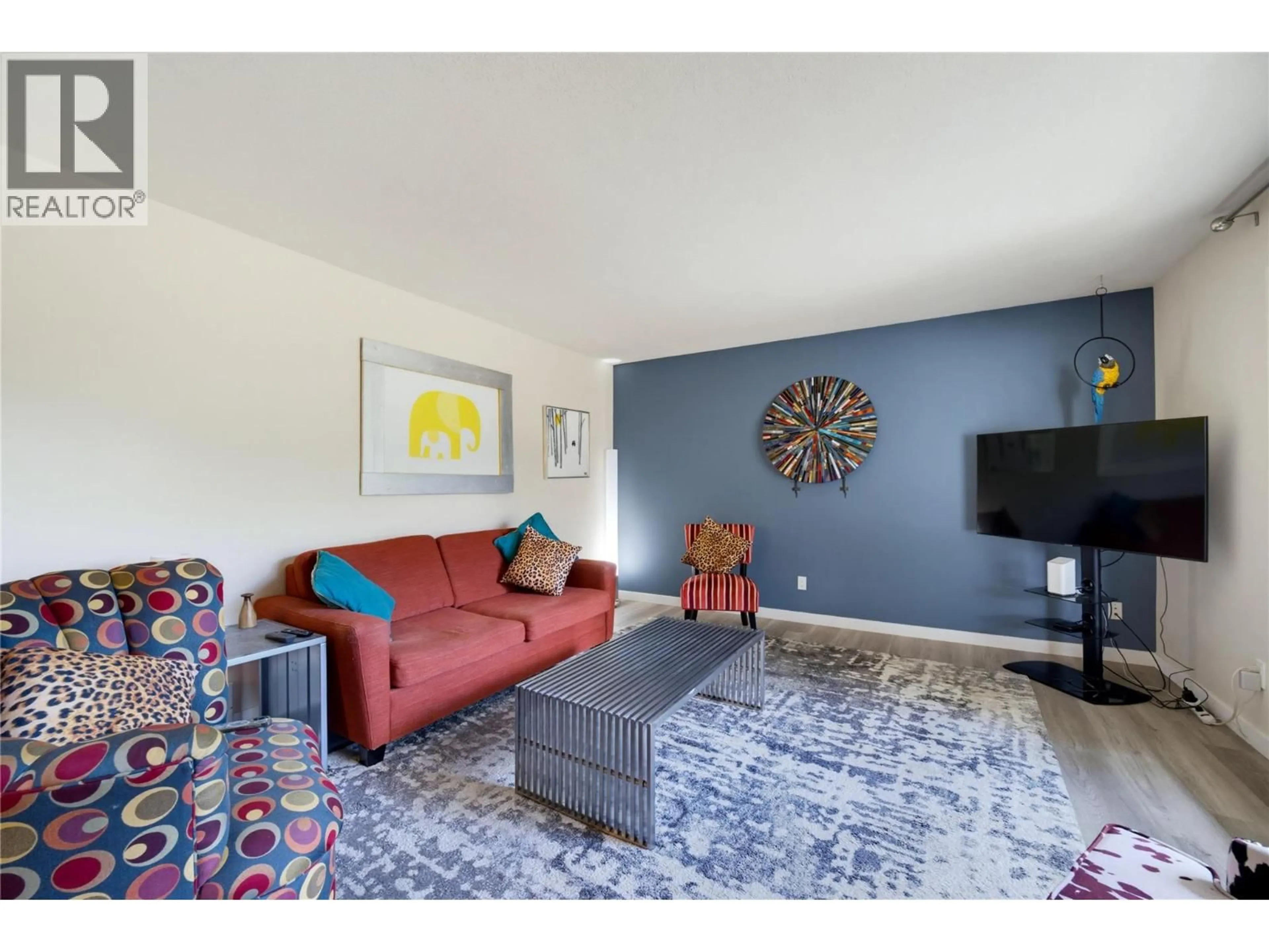 Living room with furniture, unknown for 207 - 2806 35 STREET, Vernon British Columbia V1T6B5