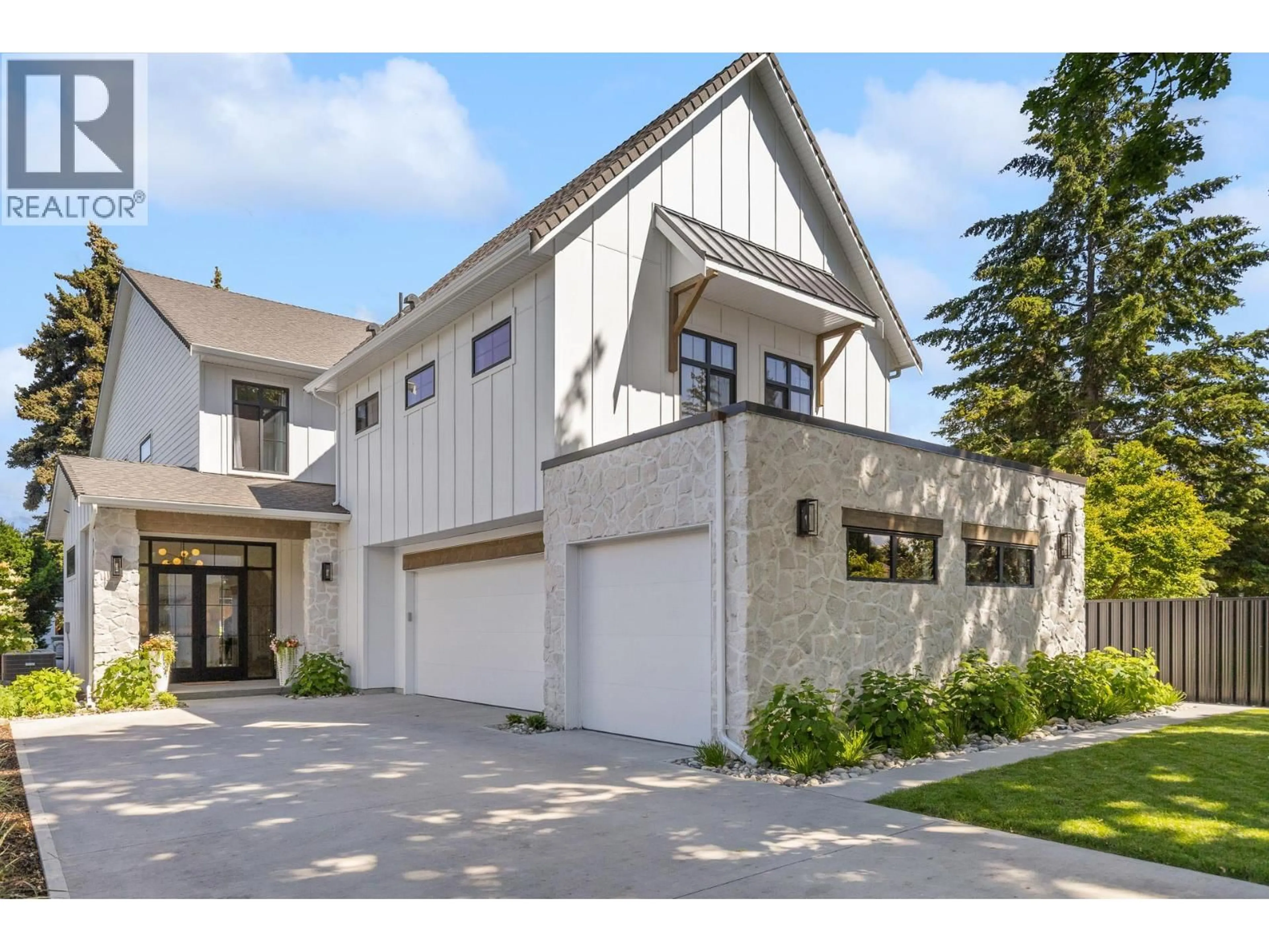 Unknown for 2053 LONG STREET, Kelowna British Columbia V1Y1L3