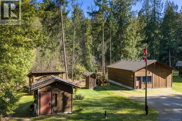 13475 CEDAR ROAD, Ladysmith 4
