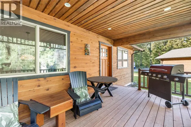 13475 CEDAR ROAD, Ladysmith 5