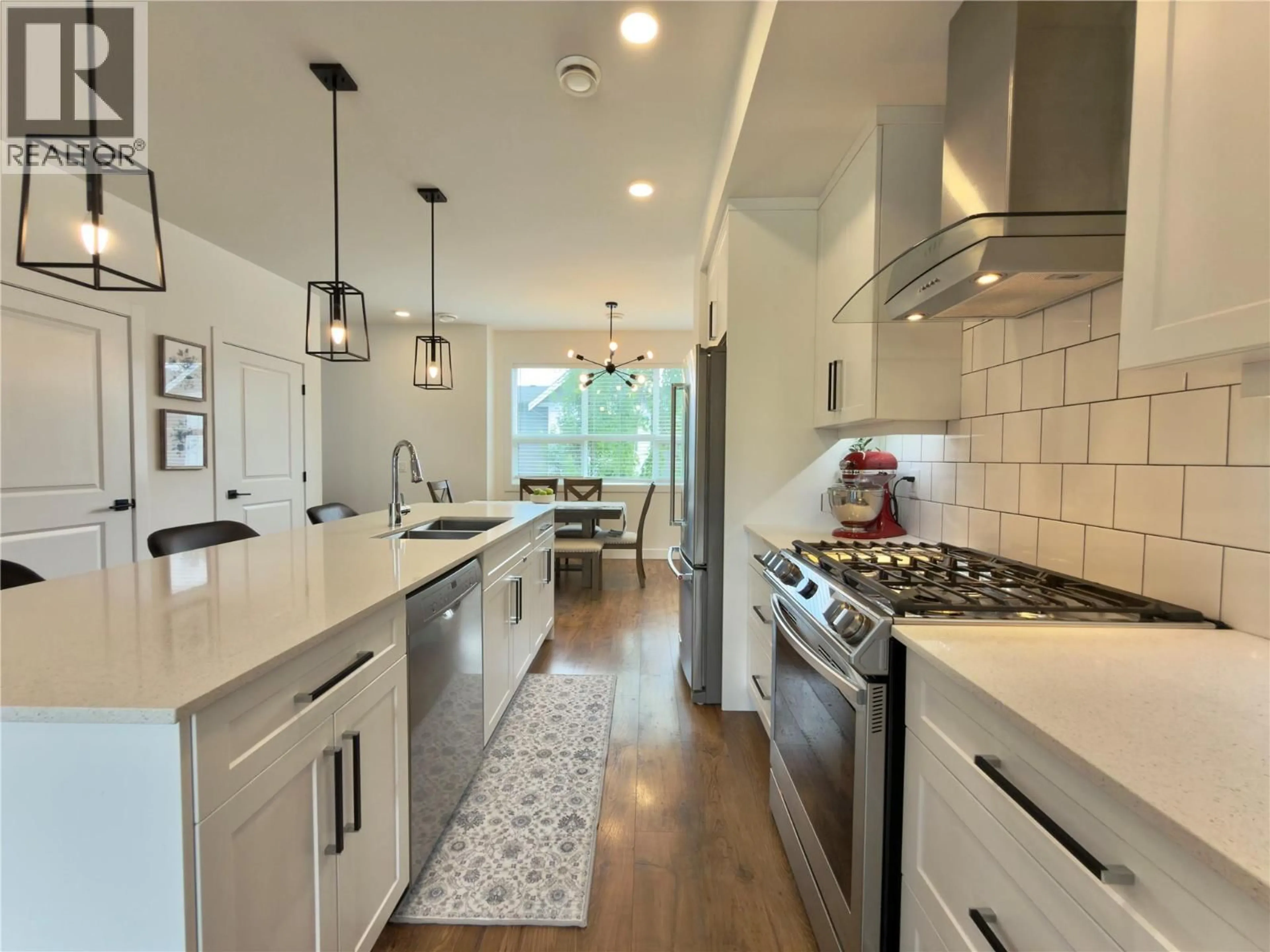 Open concept kitchen, ceramic/tile floor for 7 - 12075 OCEOLA ROAD, Lake Country British Columbia V4V0A7