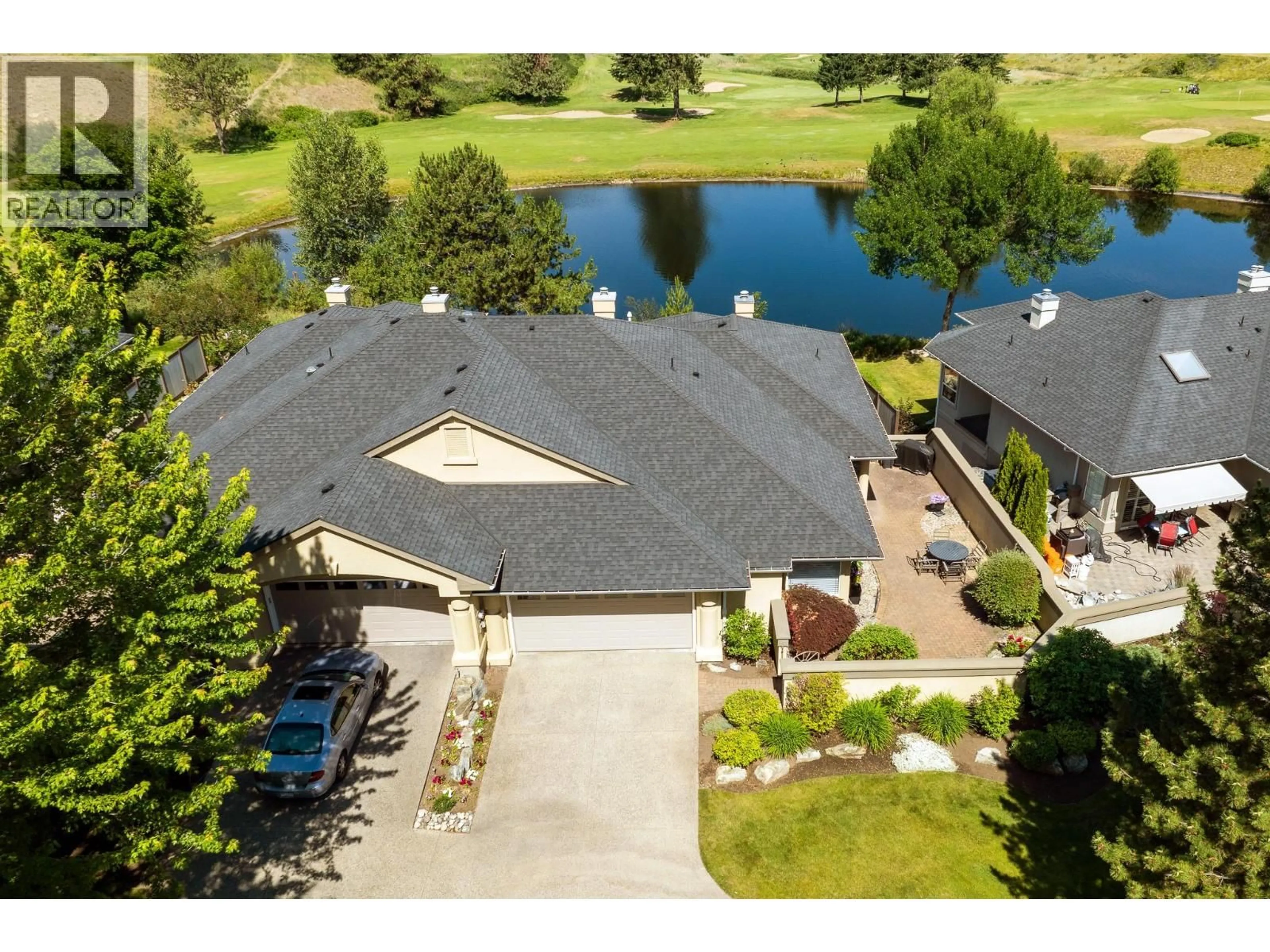 A pic from outside/outdoor area/front of a property/back of a property/a pic from drone, water/lake/river/ocean view for 6 - 3888 GALLAGHERS PINNACLE WAY, Kelowna British Columbia V1W3Z8