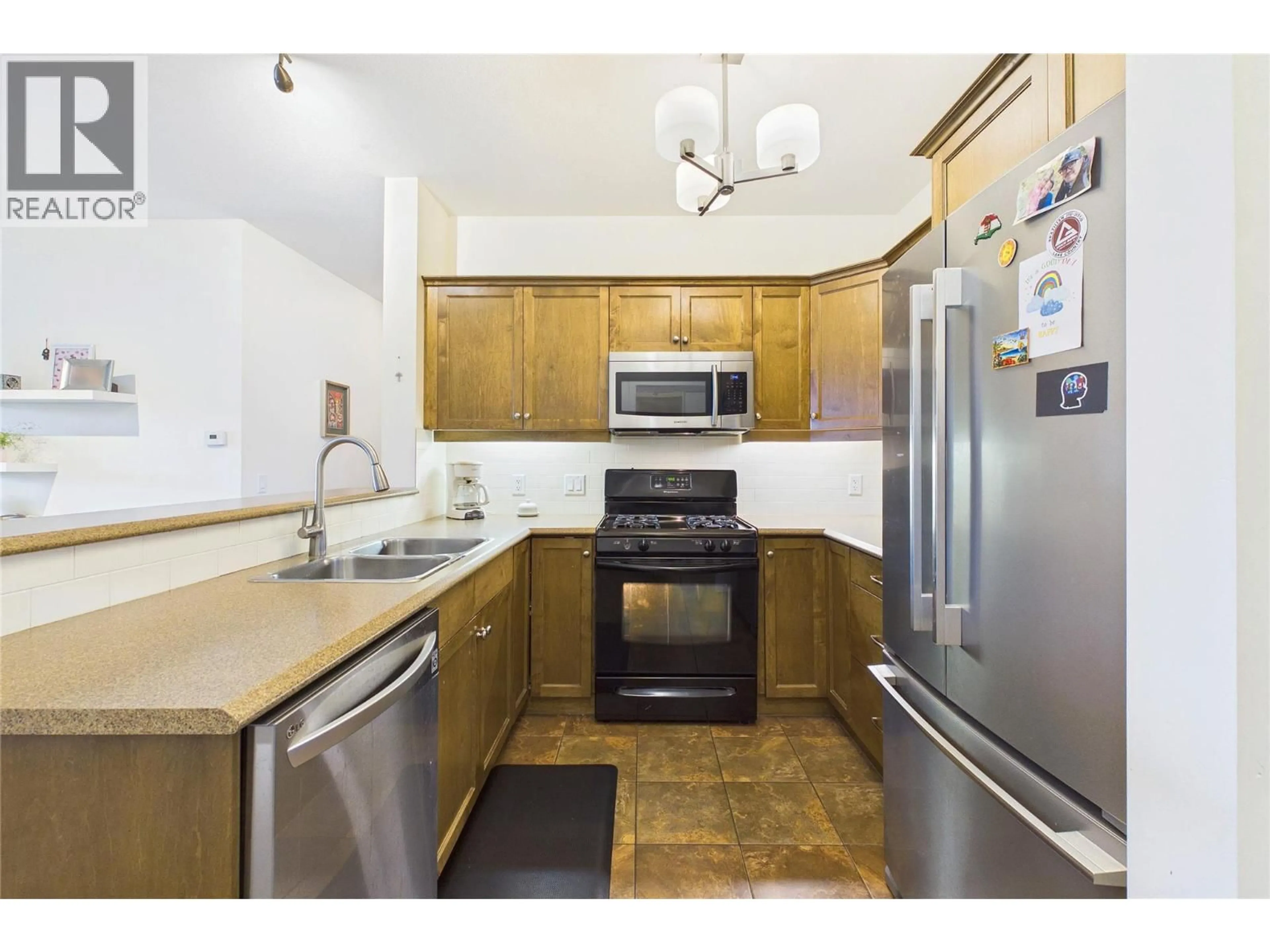 Standard kitchen, unknown for 317 - 2532 SHORELINE DRIVE, Lake Country British Columbia V4V2R6