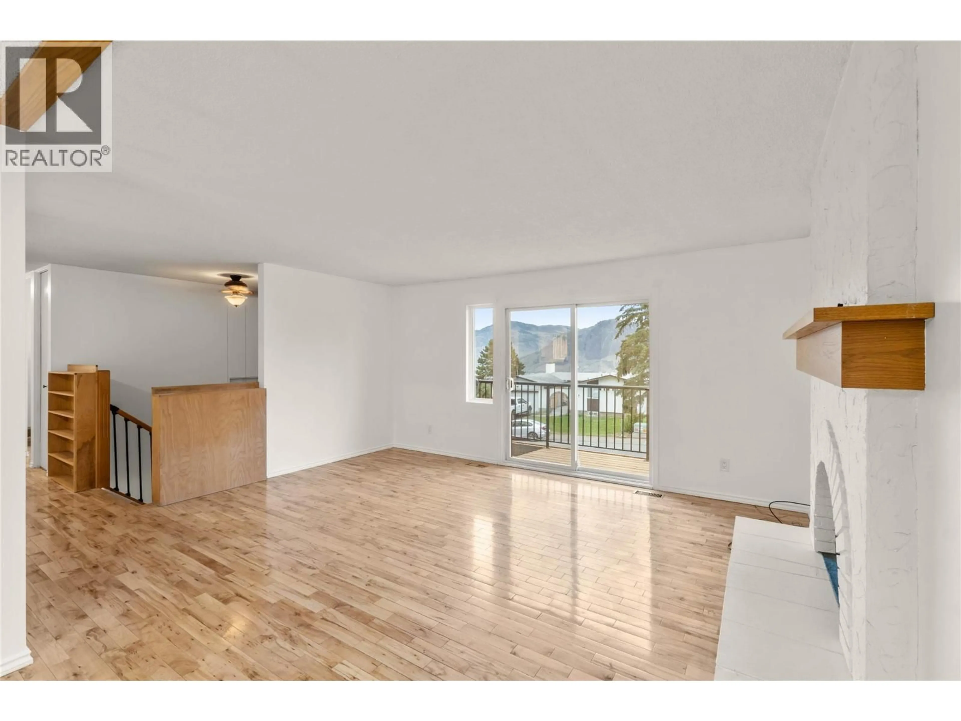A pic of a room for 135 SILVERTHRONE CRESCENT, Kamloops British Columbia V2C1R4