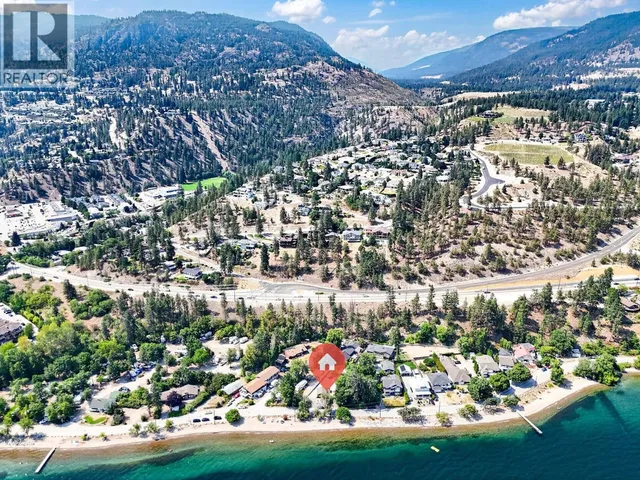 3922 BEACH AVENUE, Peachland 5