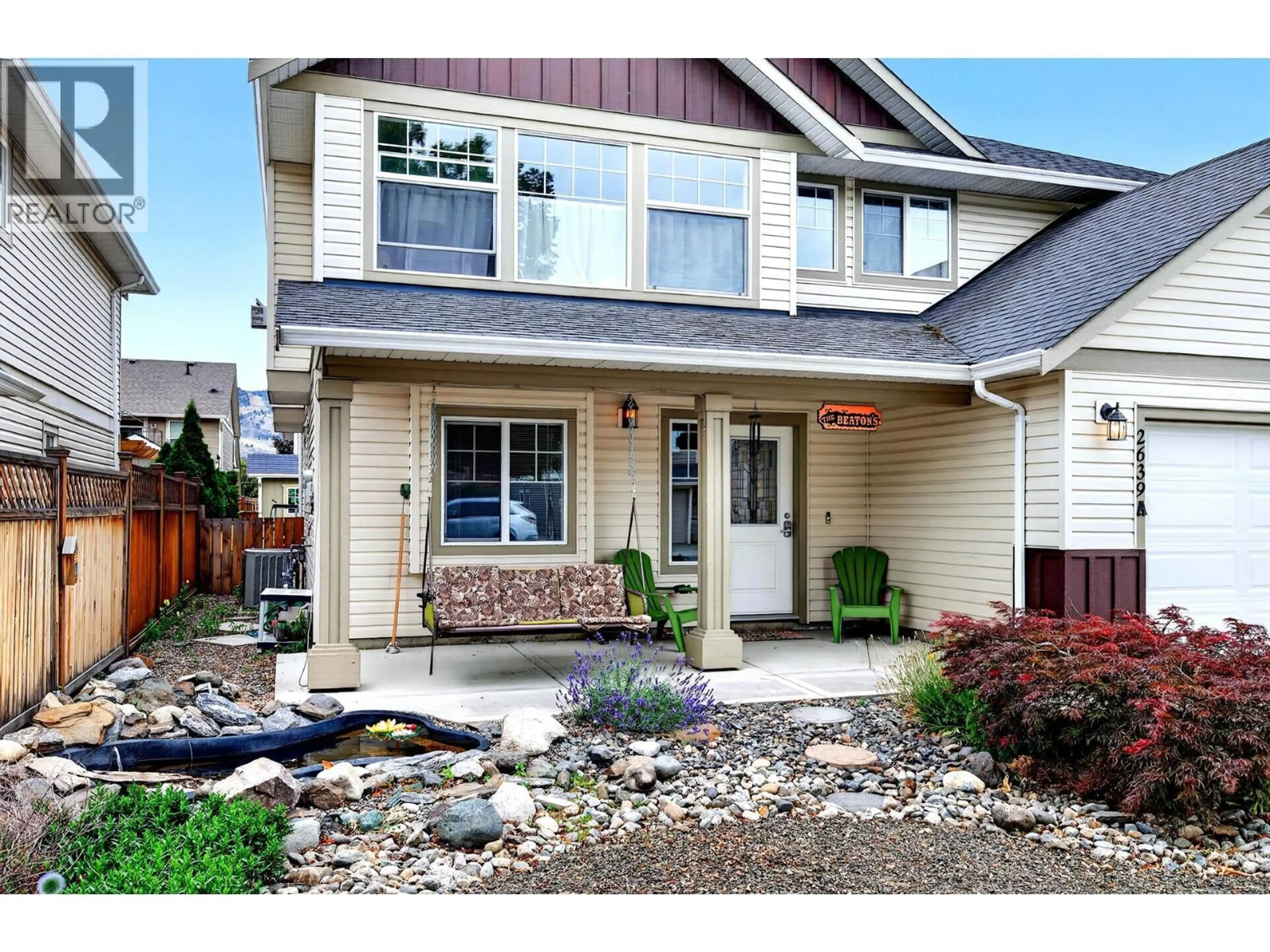 Home with vinyl exterior material, street for 2639 ROSEWOOD AVENUE, Kamloops British Columbia V2C0C4