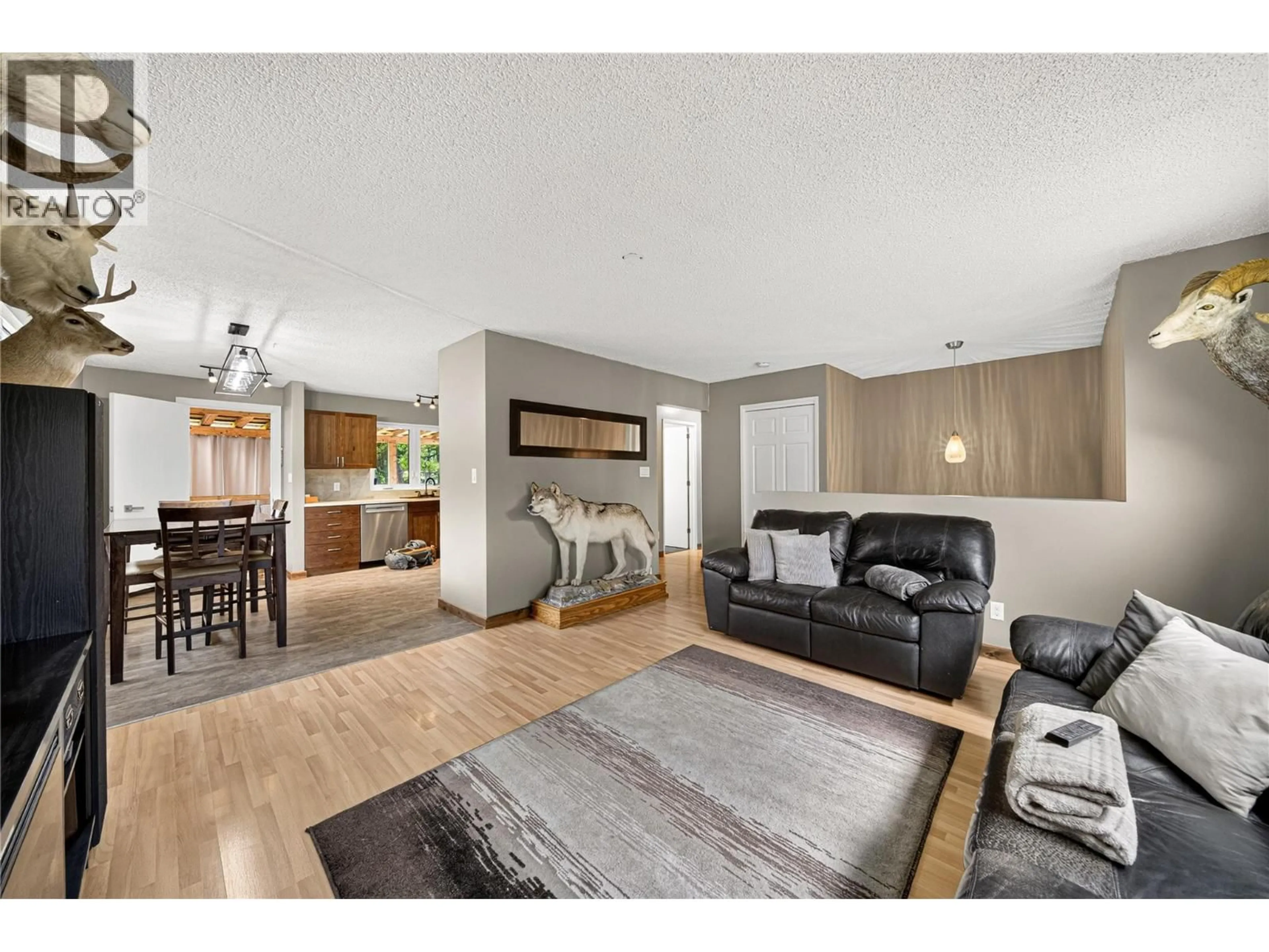 Living room with furniture, unknown for 2613 ALPINE DRIVE, Elkford British Columbia V0B1H0
