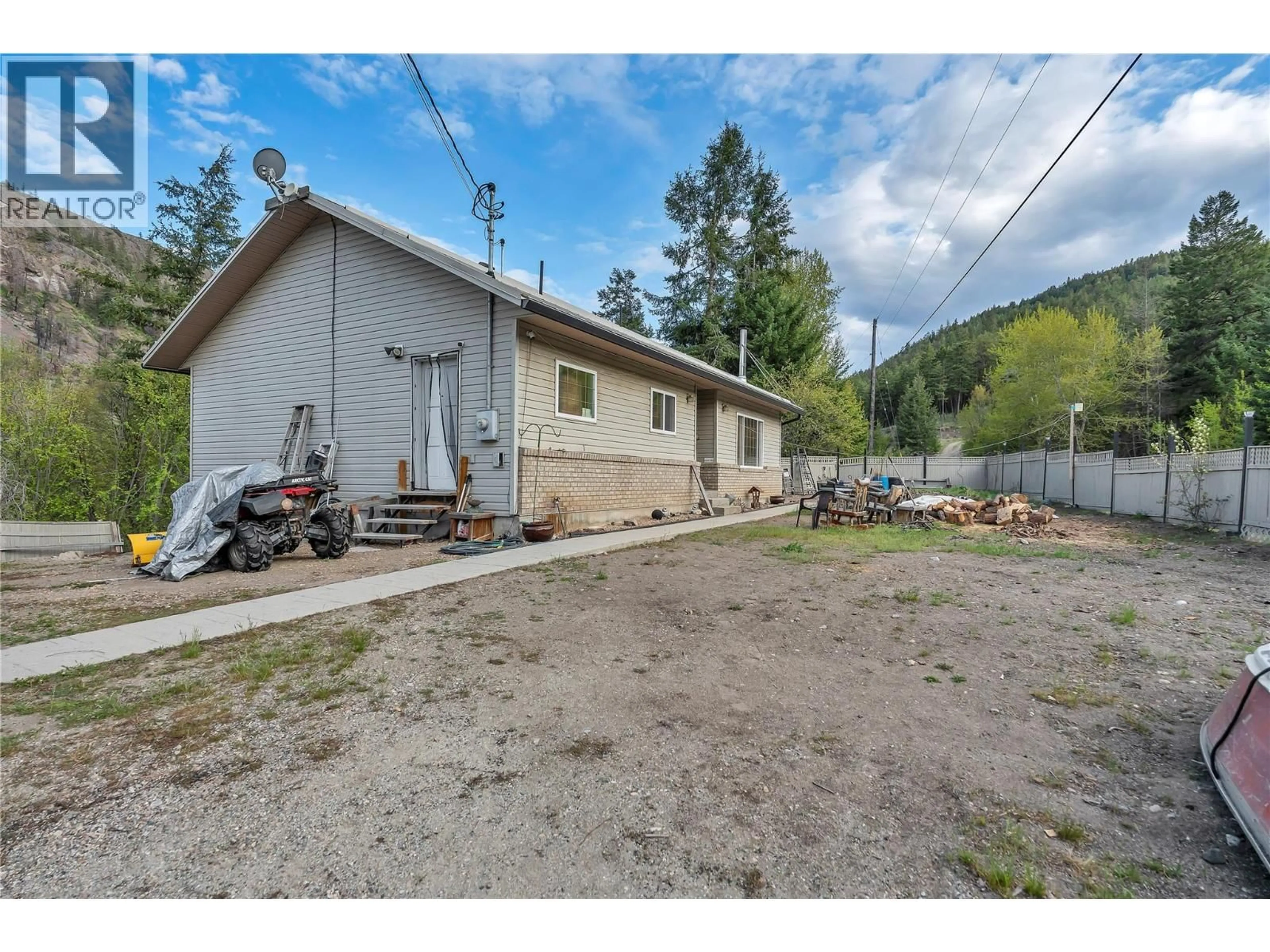 Unknown for 523 GRAND ORO ROAD, Kaleden British Columbia V0H1K0