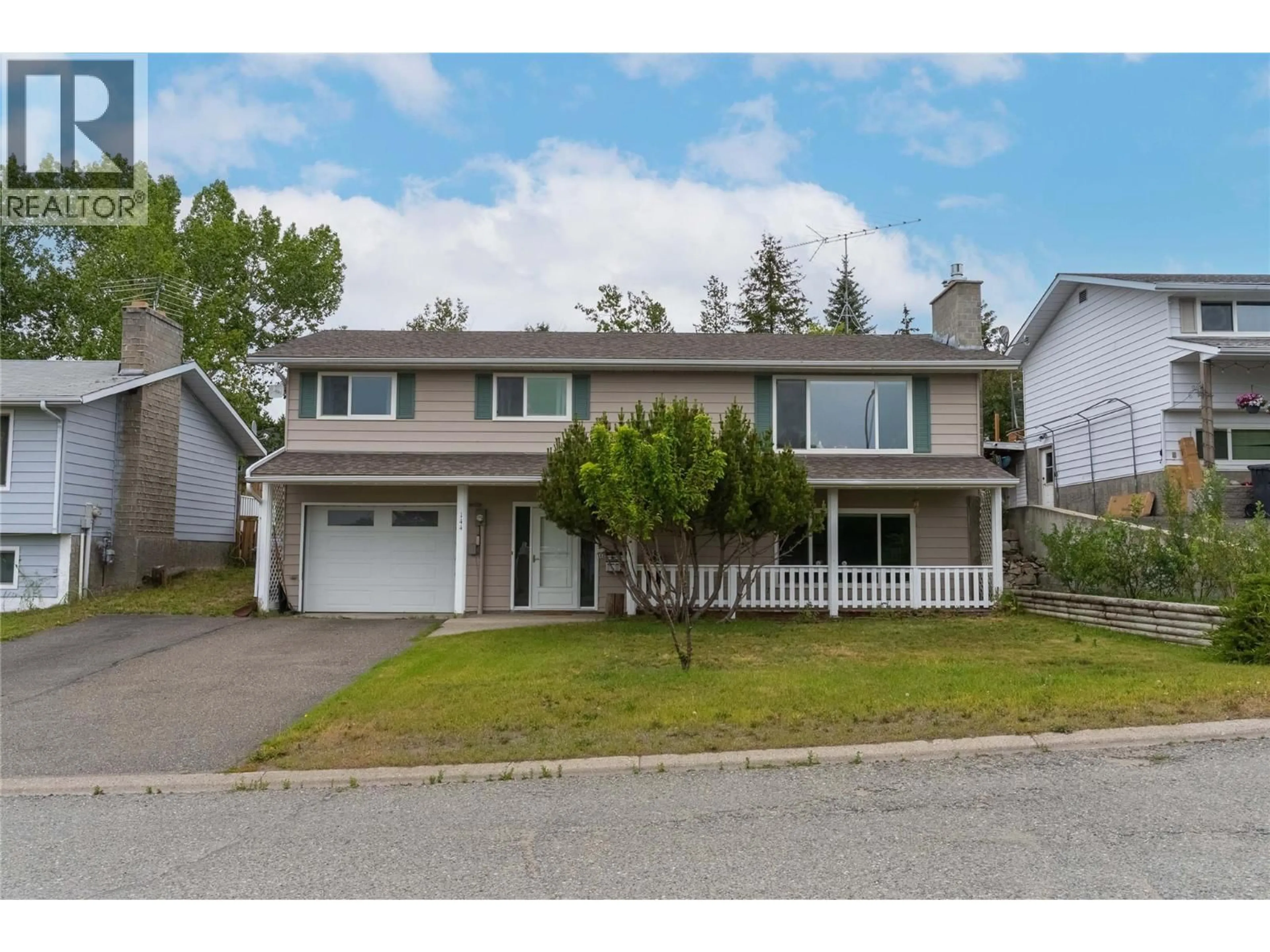 Home with vinyl exterior material, street for 144 BIRCH CRESCENT, Logan Lake British Columbia V0K1W0