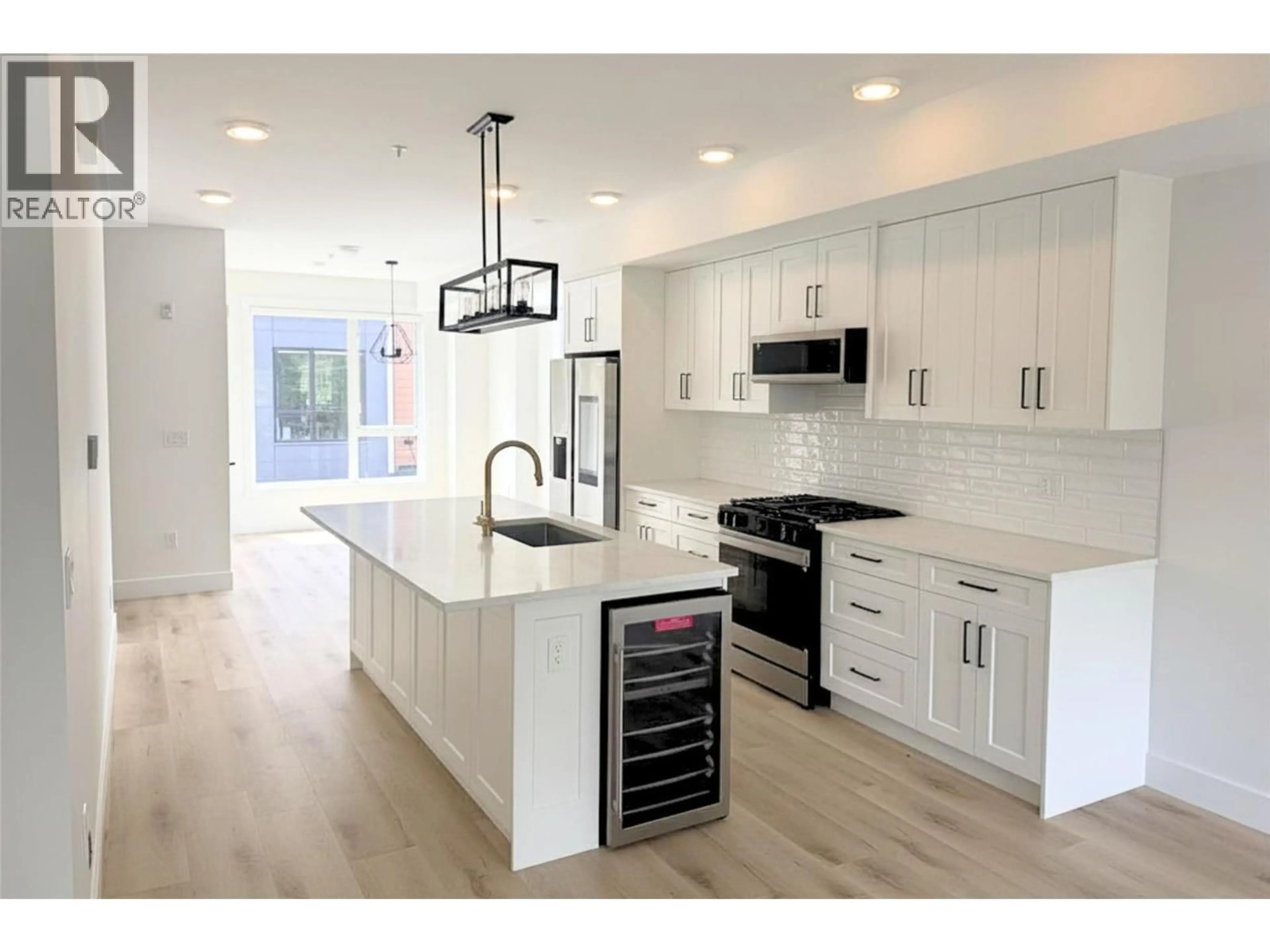 Open concept kitchen, unknown for 4 - 1975 SHANNON LAKE ROAD, West Kelowna British Columbia V4T1V5