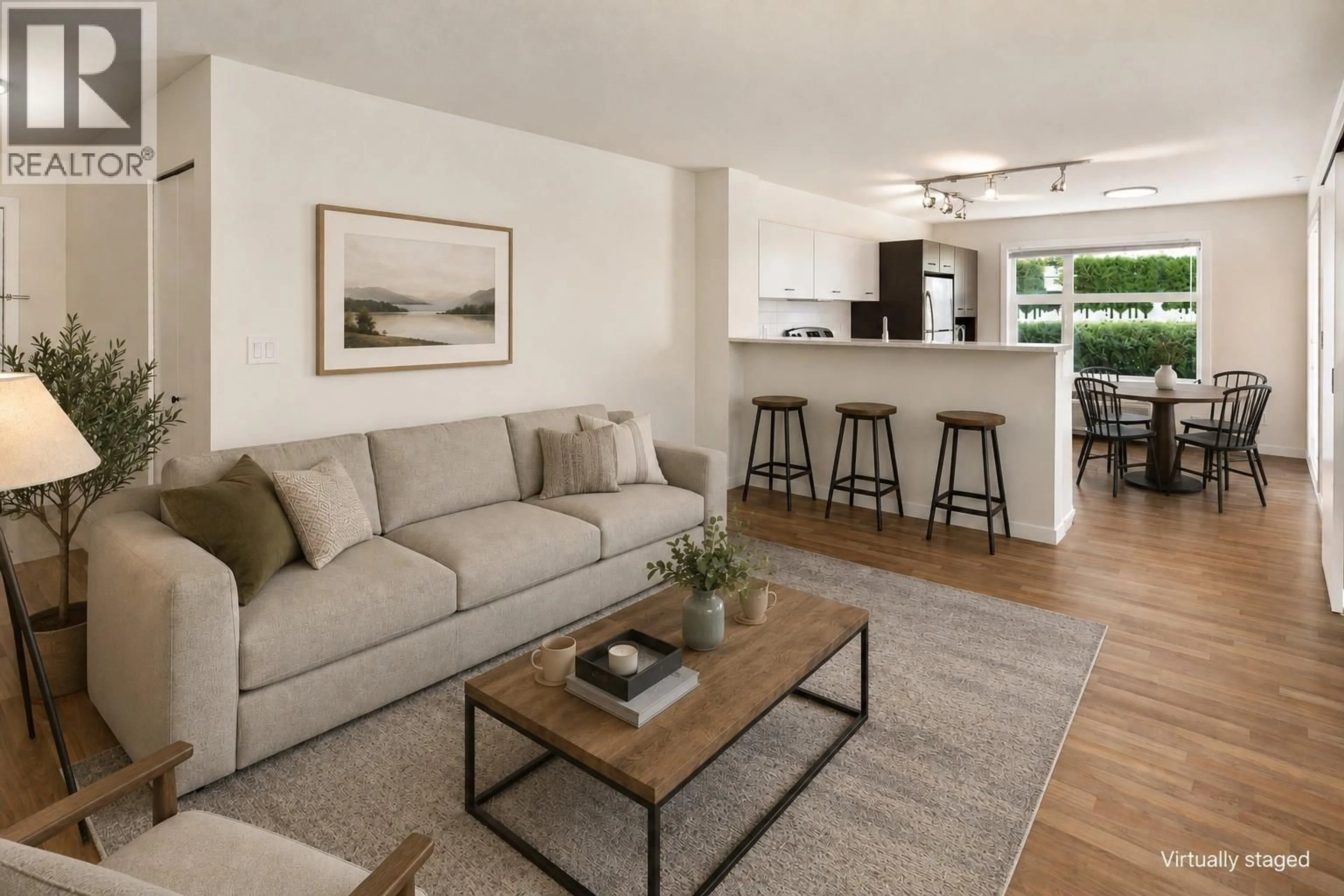 Living room with furniture, unknown for 114 - 547 YATES ROAD, Kelowna British Columbia V1V2T9