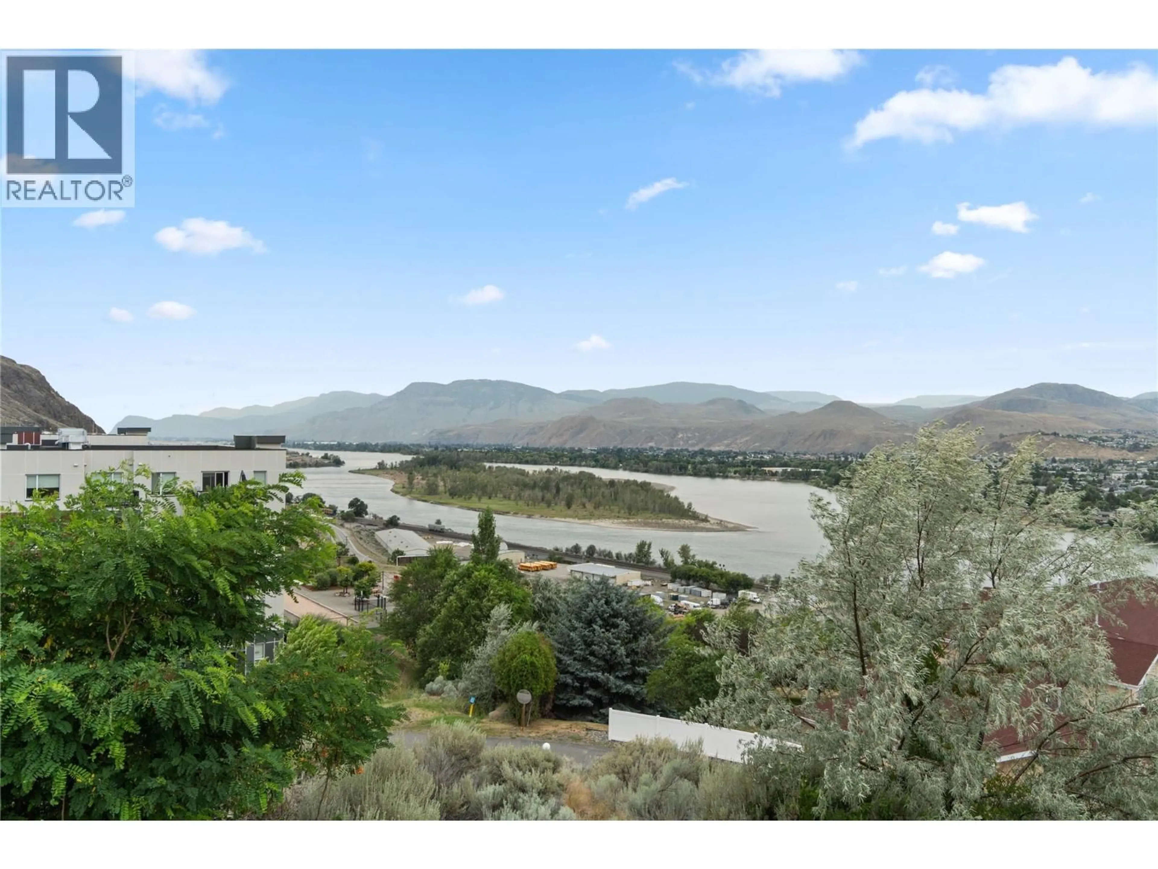 A pic from outside/outdoor area/front of a property/back of a property/a pic from drone, water/lake/river/ocean view for 104 - 45 HUDSON'S BAY TRAIL, Kamloops British Columbia V2C6N5