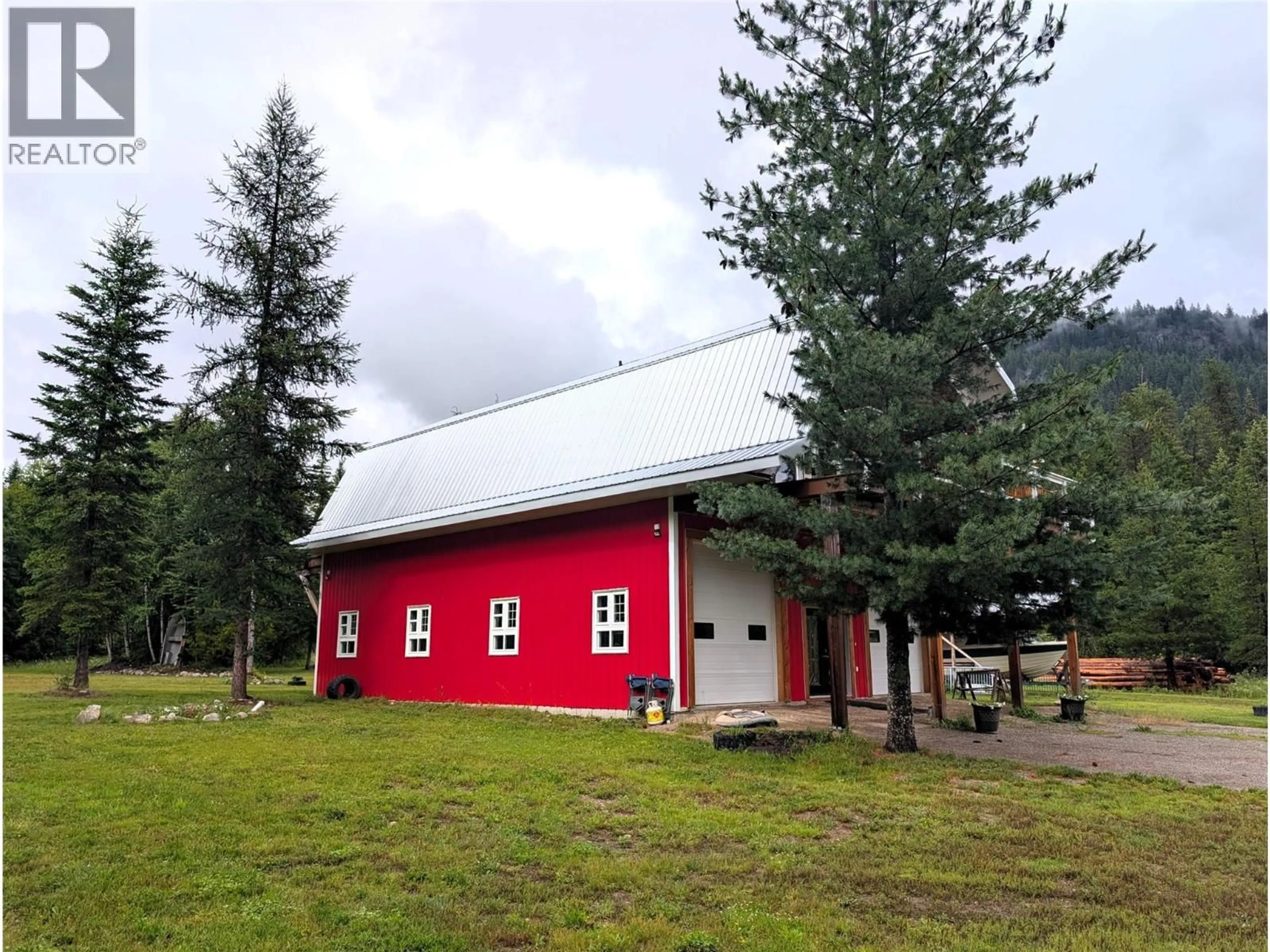 Shed for 10017 6 HIGHWAY, Edgewood British Columbia V0G1J0