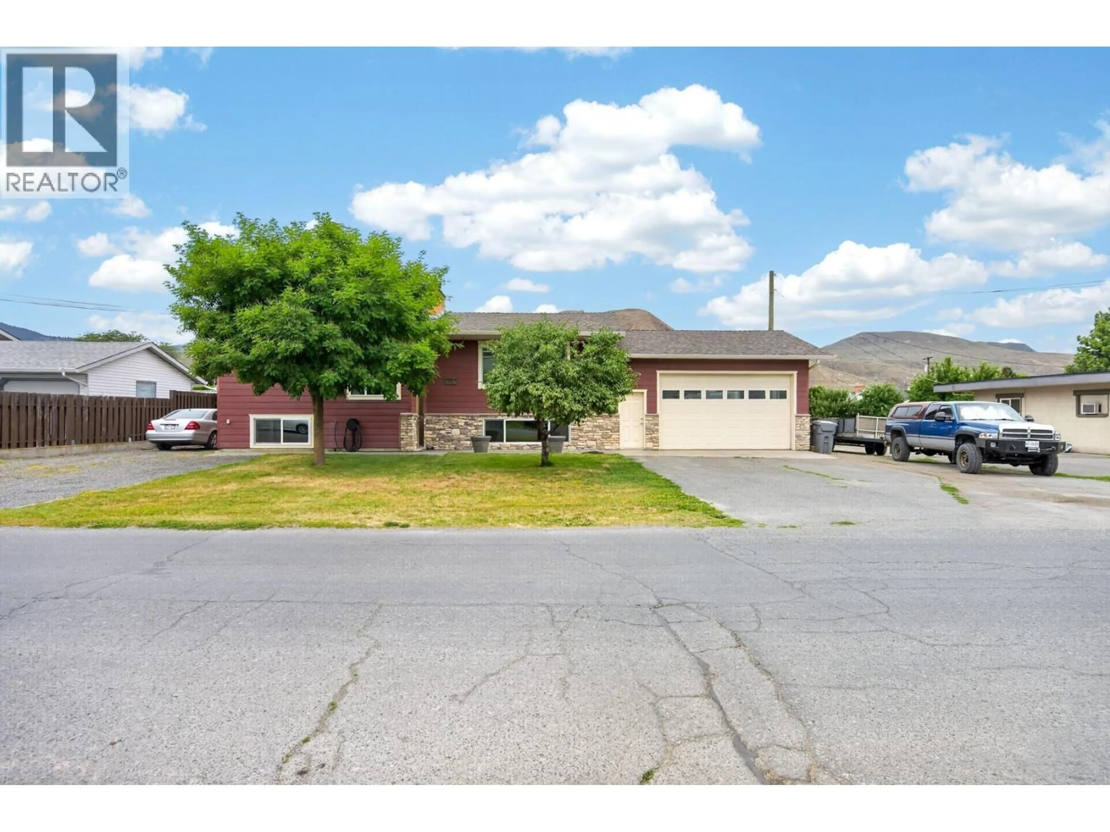 Unknown for 2270 YOUNG AVENUE, Kamloops British Columbia V2B4M6
