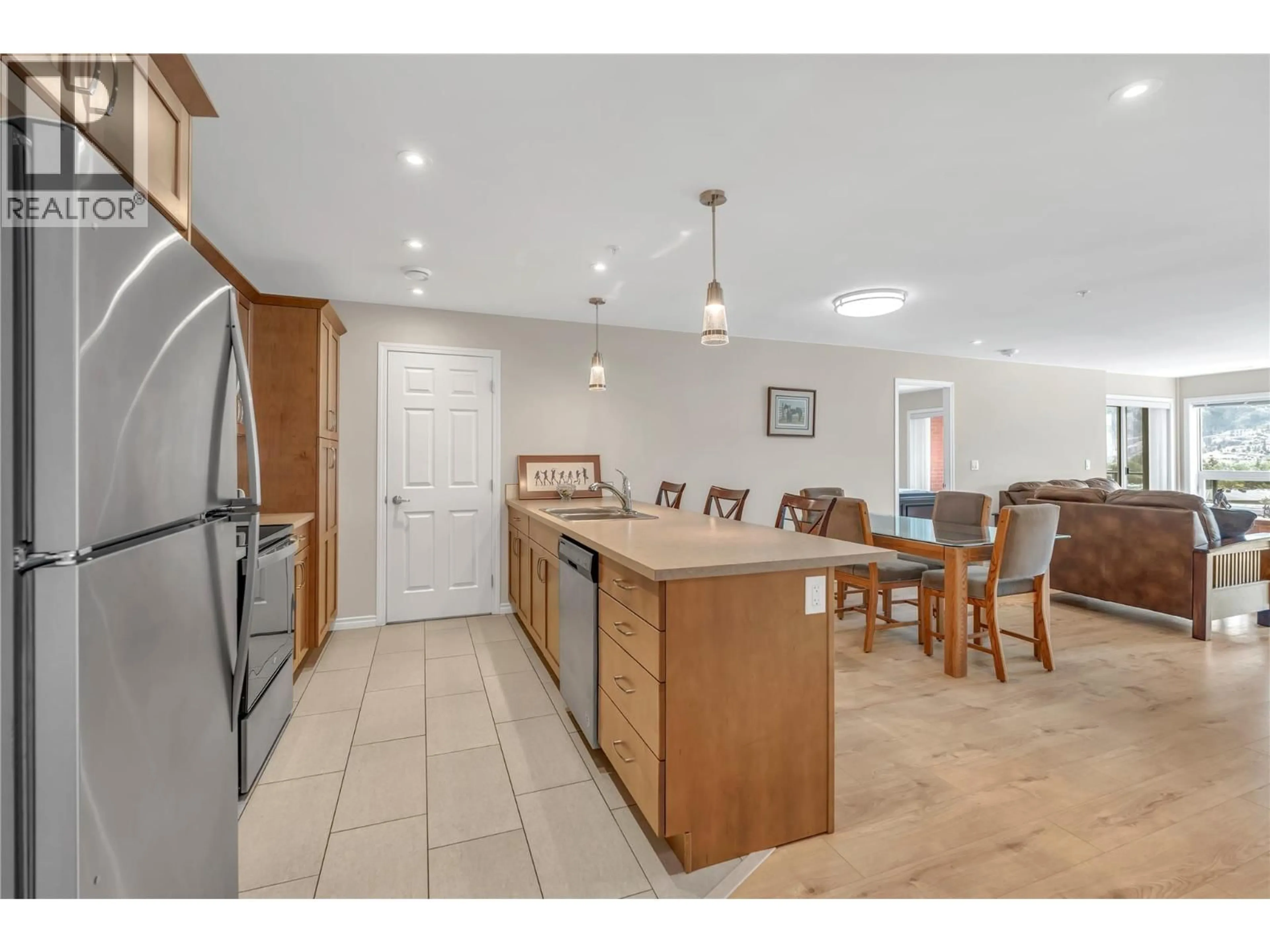 Open concept kitchen, unknown for 804 - 3346 SKAHA LAKE ROAD, Penticton British Columbia V2A6G4