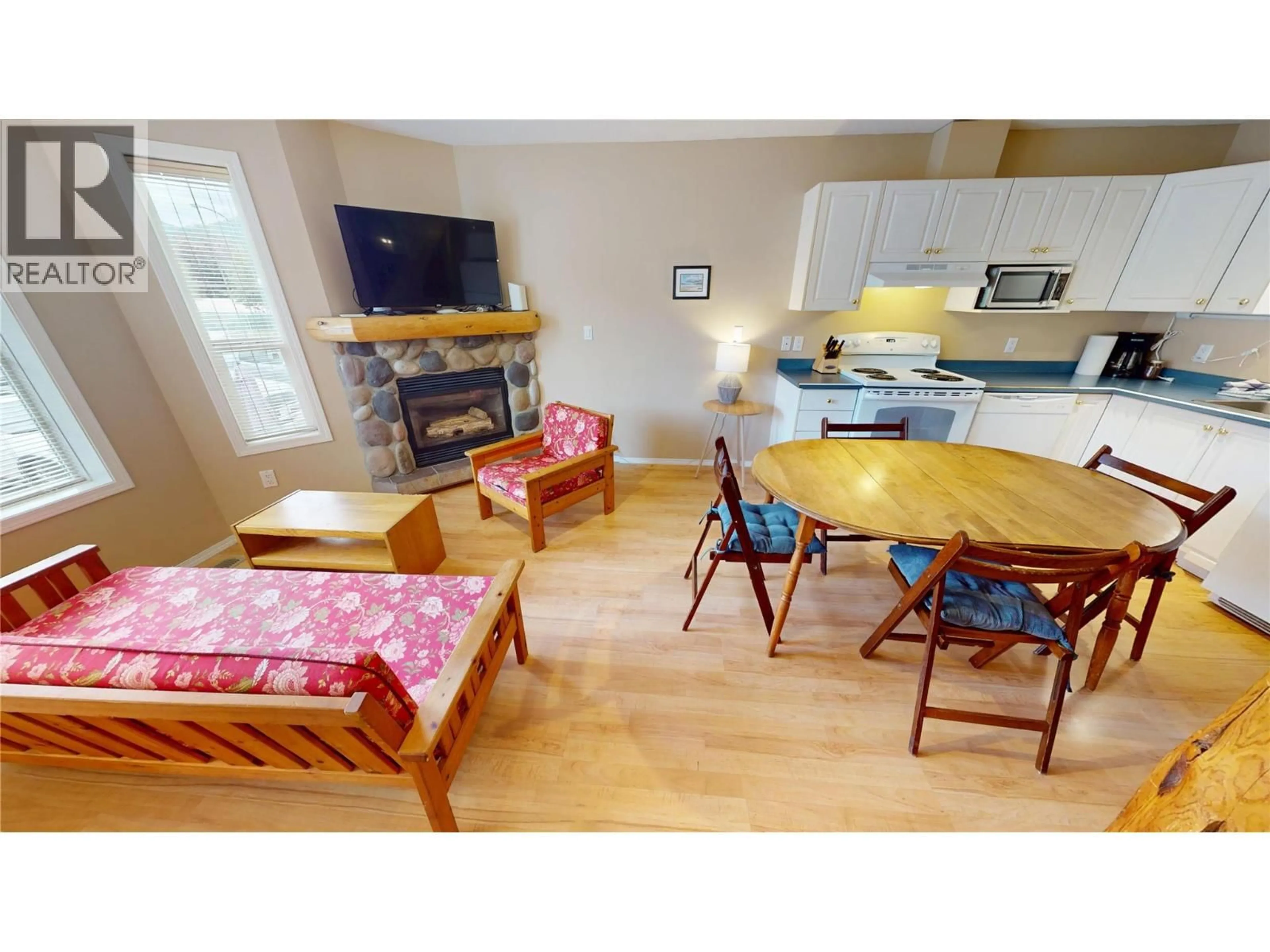 A pic of a room for 426 - 400 RIVERSIDE WAY, Fernie British Columbia V0B1M7