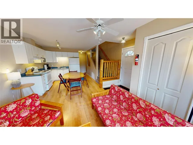 426 - 400 RIVERSIDE WAY, Fernie 5