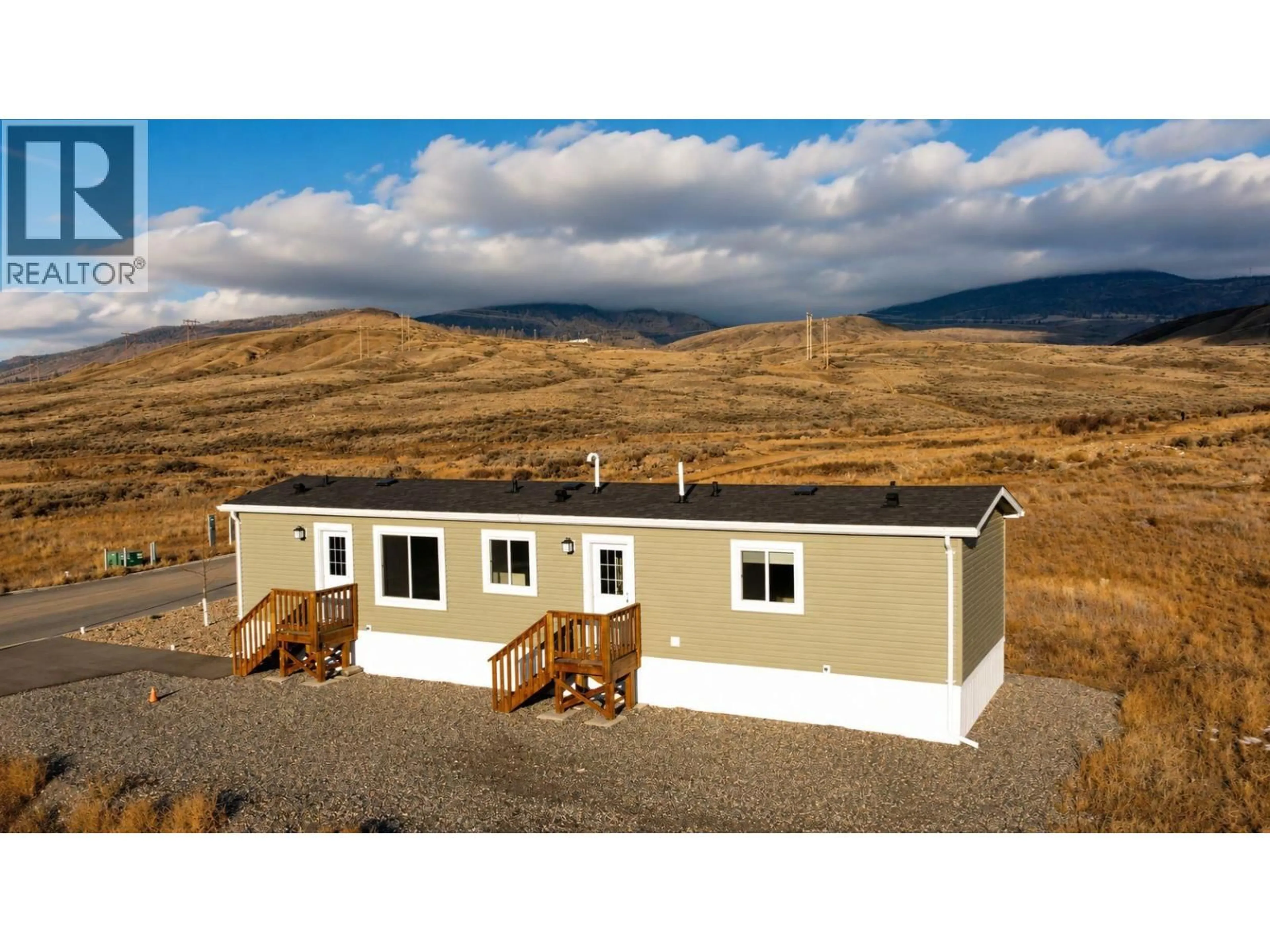 Home with vinyl exterior material, building for 9 - 1620 STAGE ROAD, Cache Creek British Columbia V0K1H0