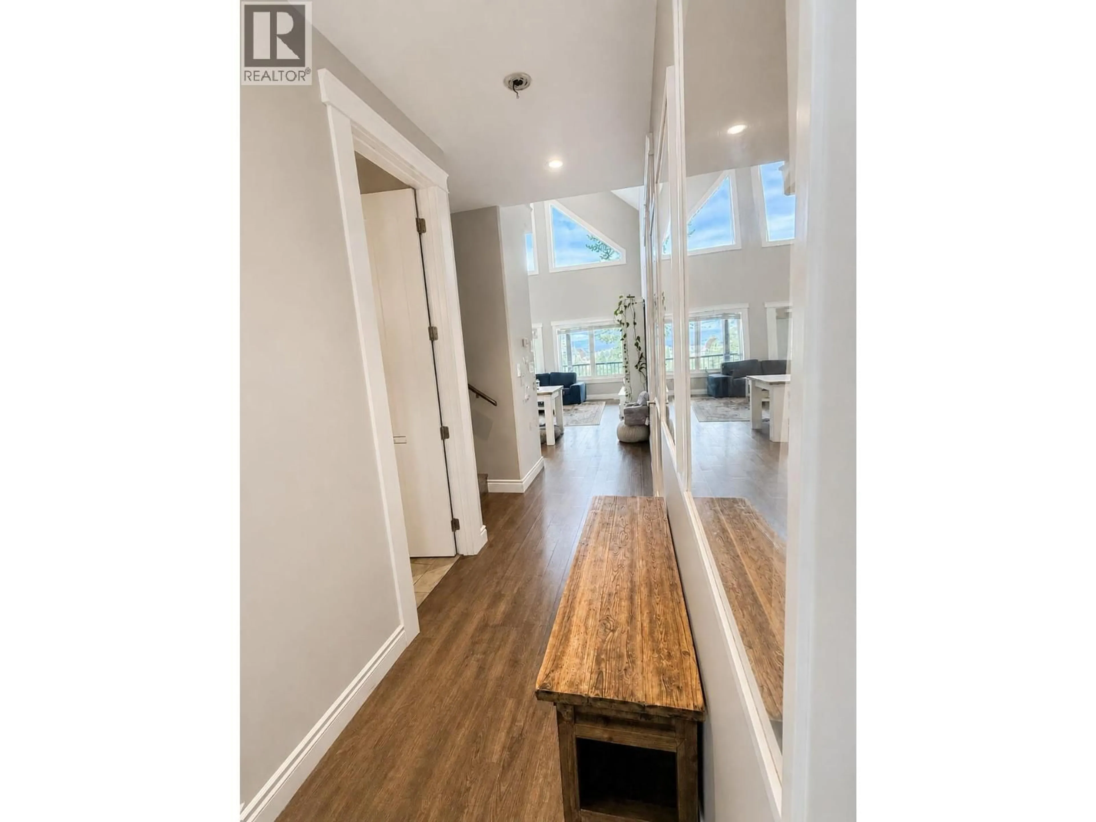 Indoor entryway for 1511 MOUNT ROYAL RIDGE OTHER, Cranbrook British Columbia V1C0C4