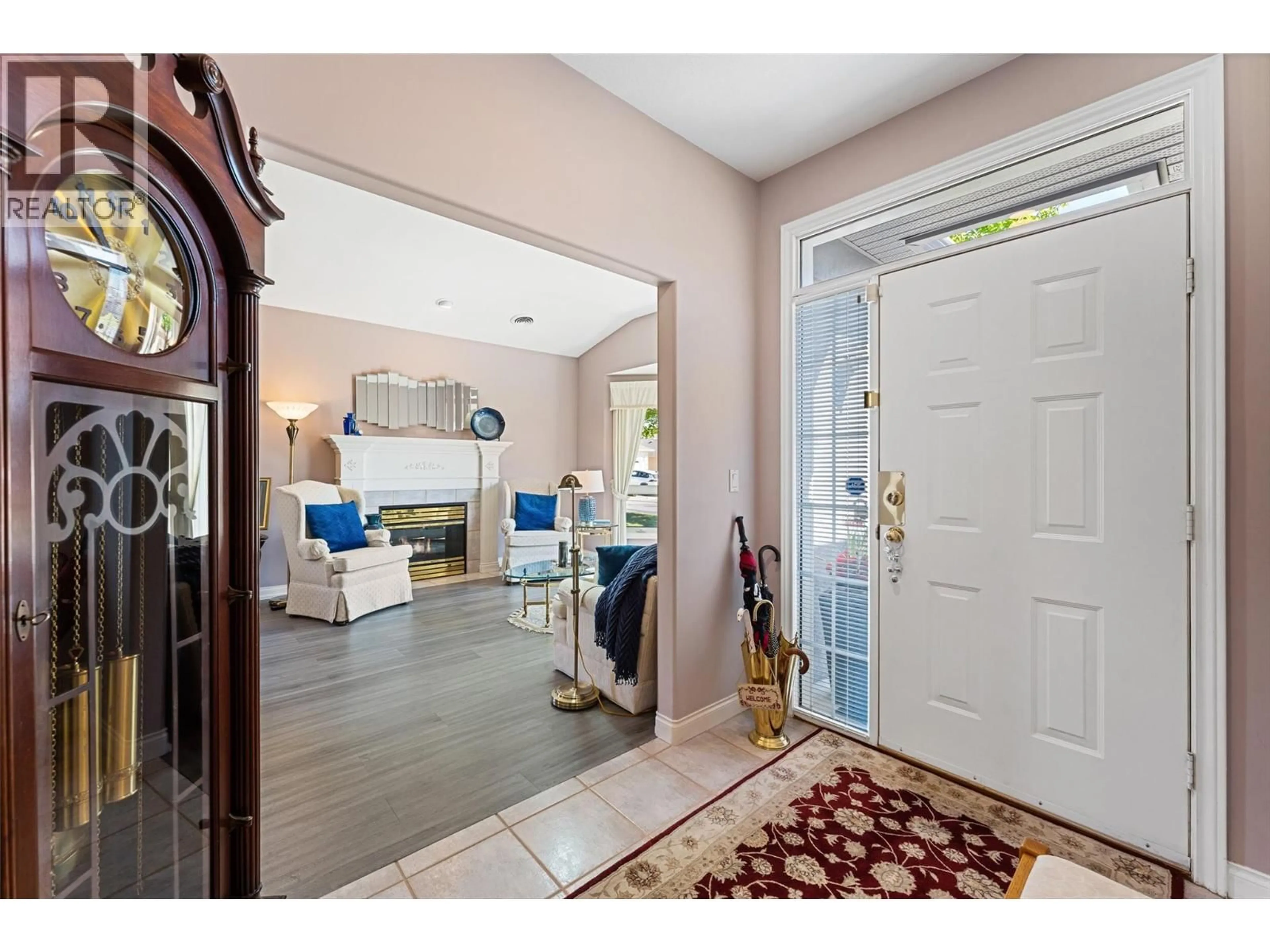 Indoor entryway for 202 - 3360 OLD OKANAGAN HIGHWAY, West Kelowna British Columbia V4T1X9