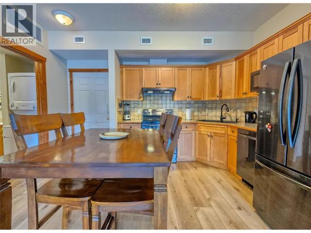 102 - 701 14A CRESCENT, Invermere 5