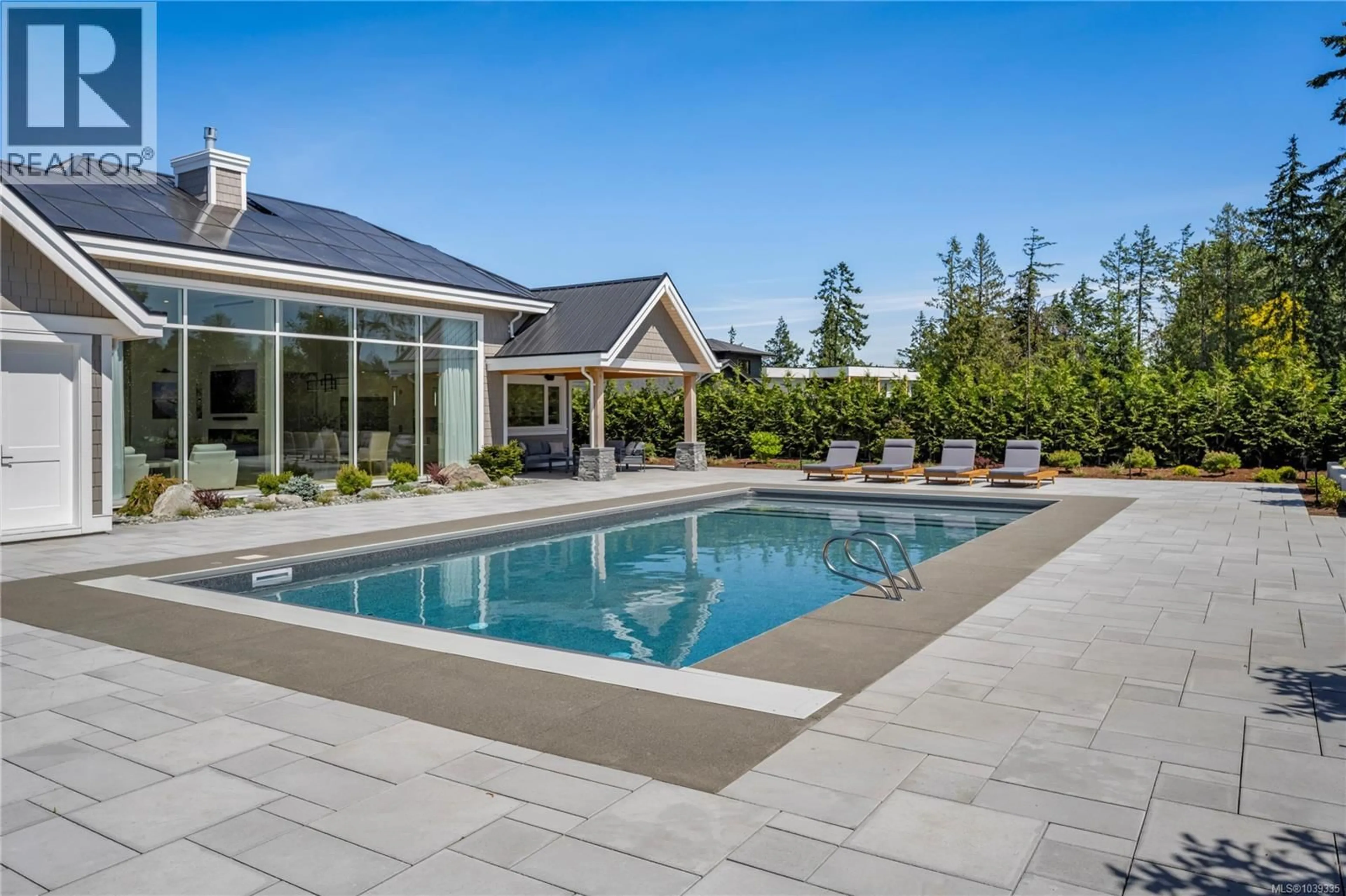 Pool for 7399 SUNBURY ROAD, Lantzville British Columbia V0R2H0