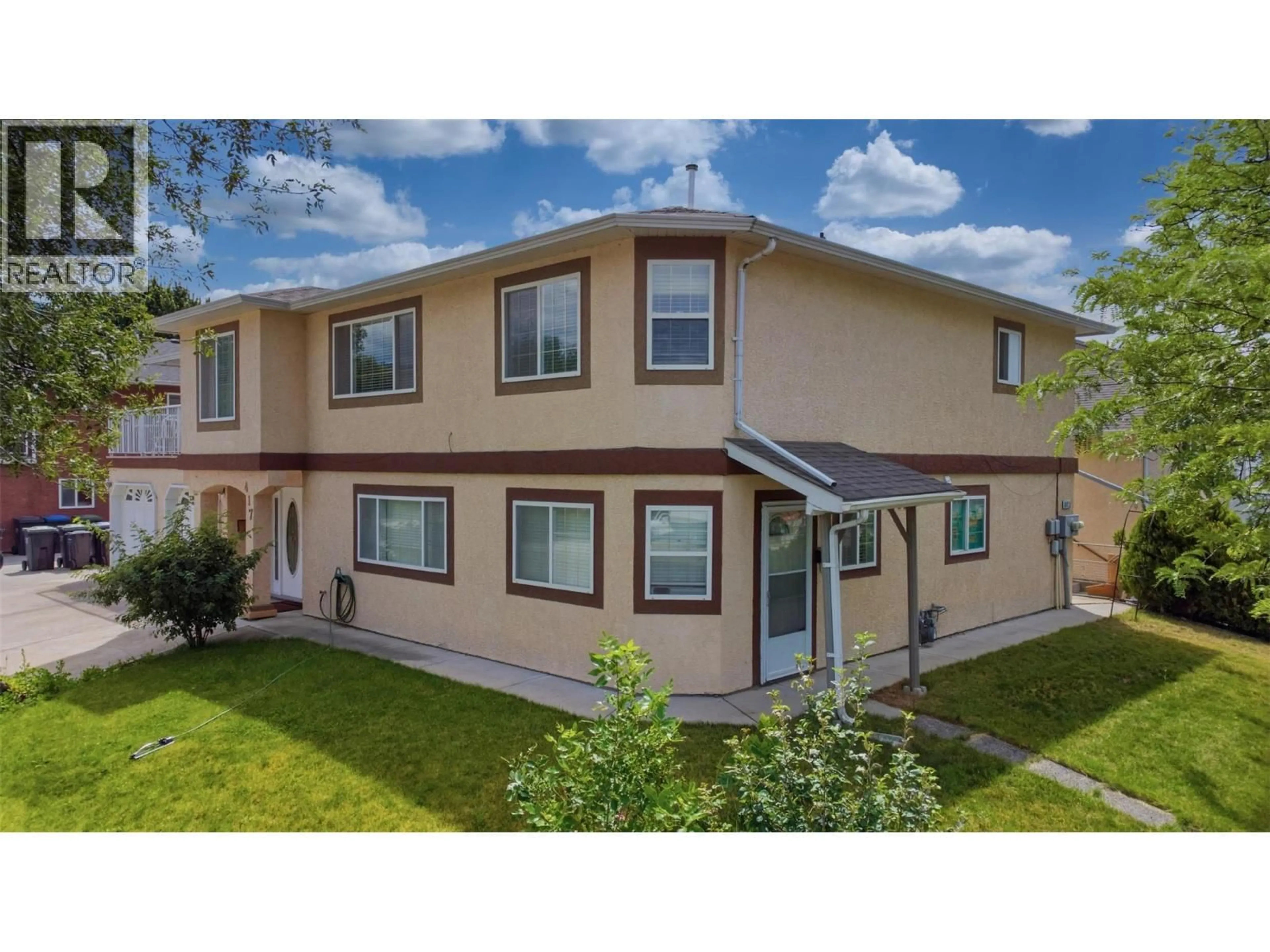 Home with vinyl exterior material, street for 417 WIGGLESWORTH CRESCENT, Kelowna British Columbia V1X7N3