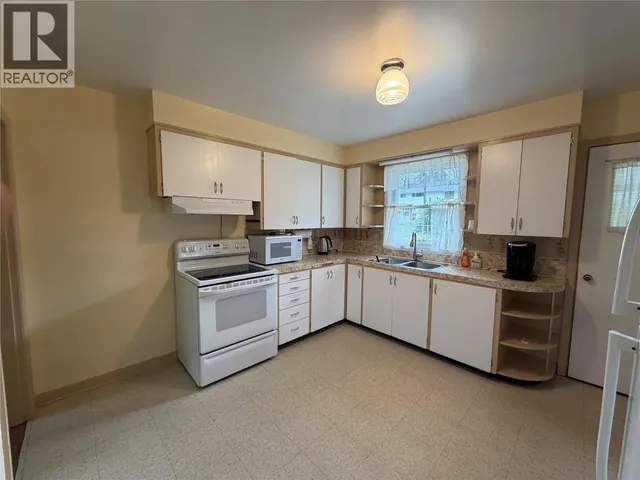 355 9TH AVENUE, Montrose 3