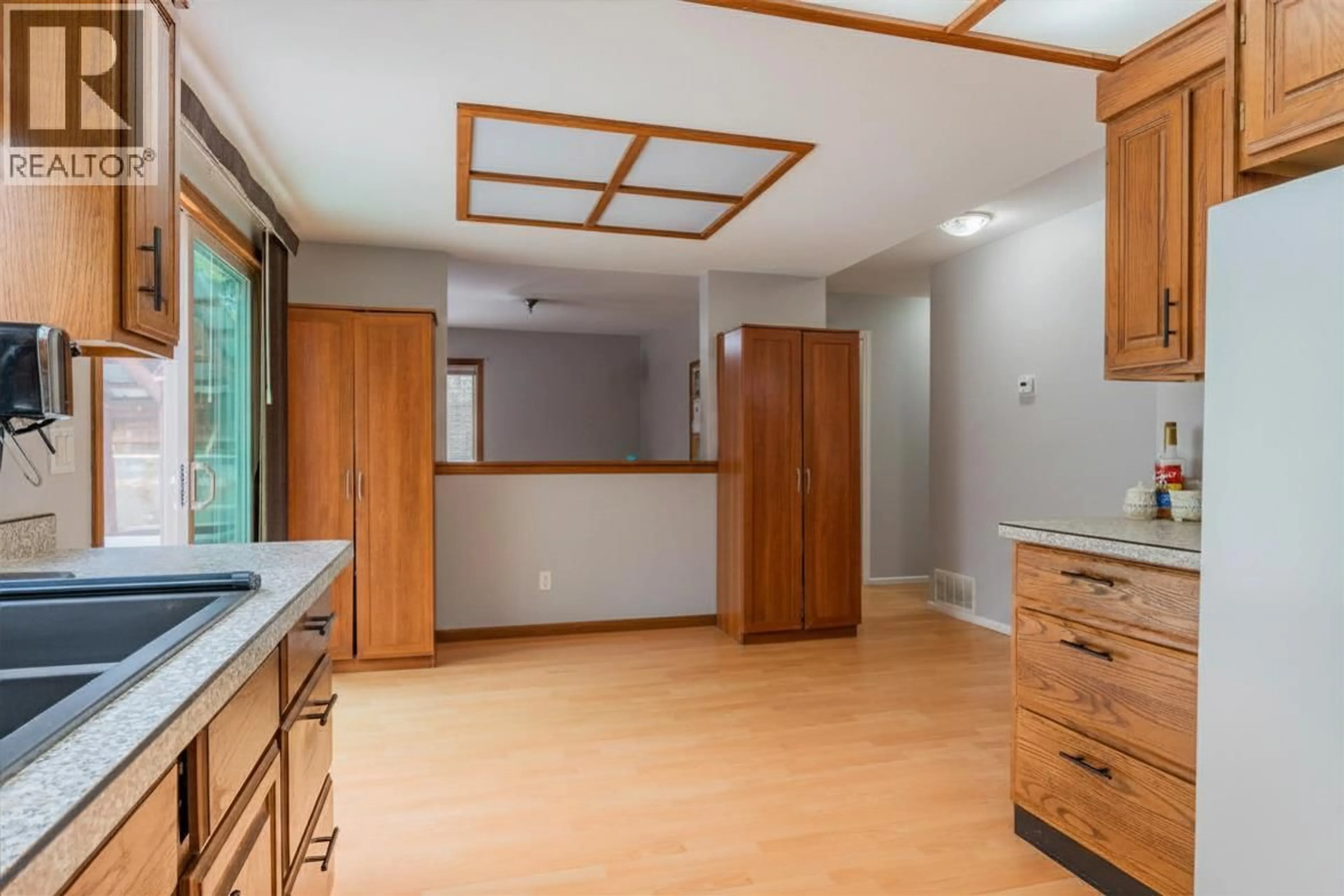 Unknown for 110 CEDAR AVENUE, Fruitvale British Columbia V0G1L0