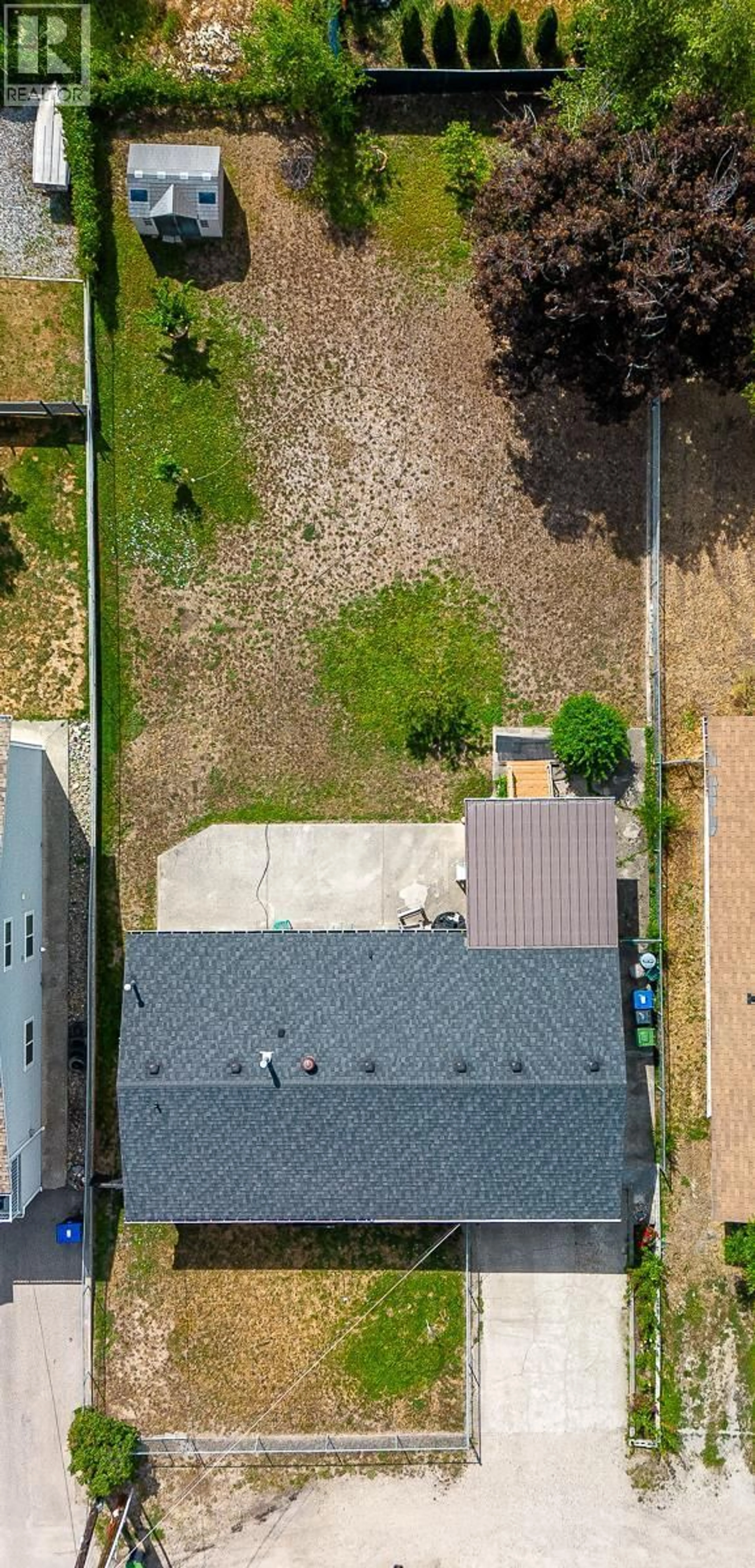 A pic from outside/outdoor area/front of a property/back of a property/a pic from drone, street for 390 ASHER ROAD, Kelowna British Columbia V1X3H7