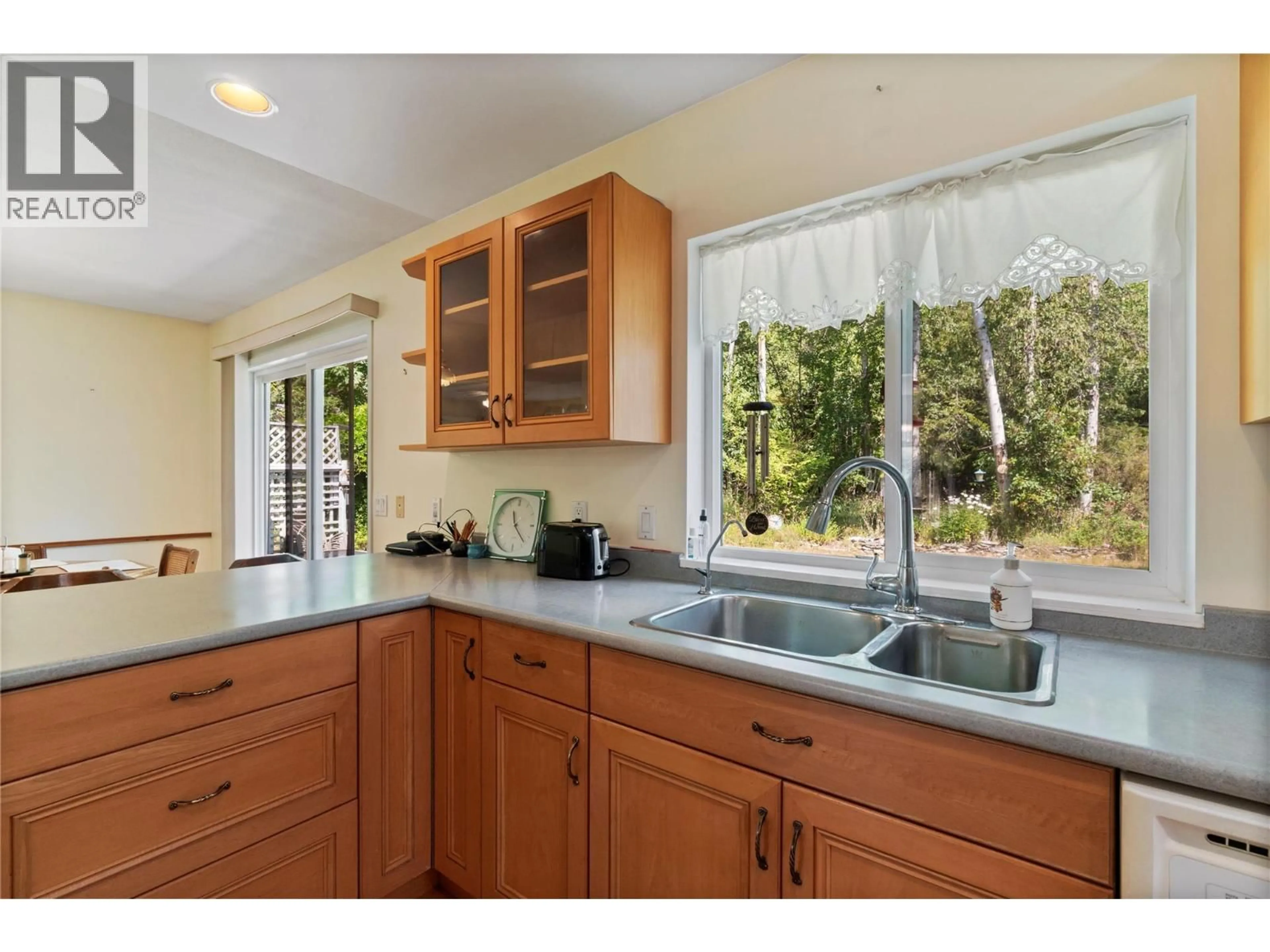 Unknown for 3915 EXPRESS POINT ROAD, Scotch Creek British Columbia V0E1M5