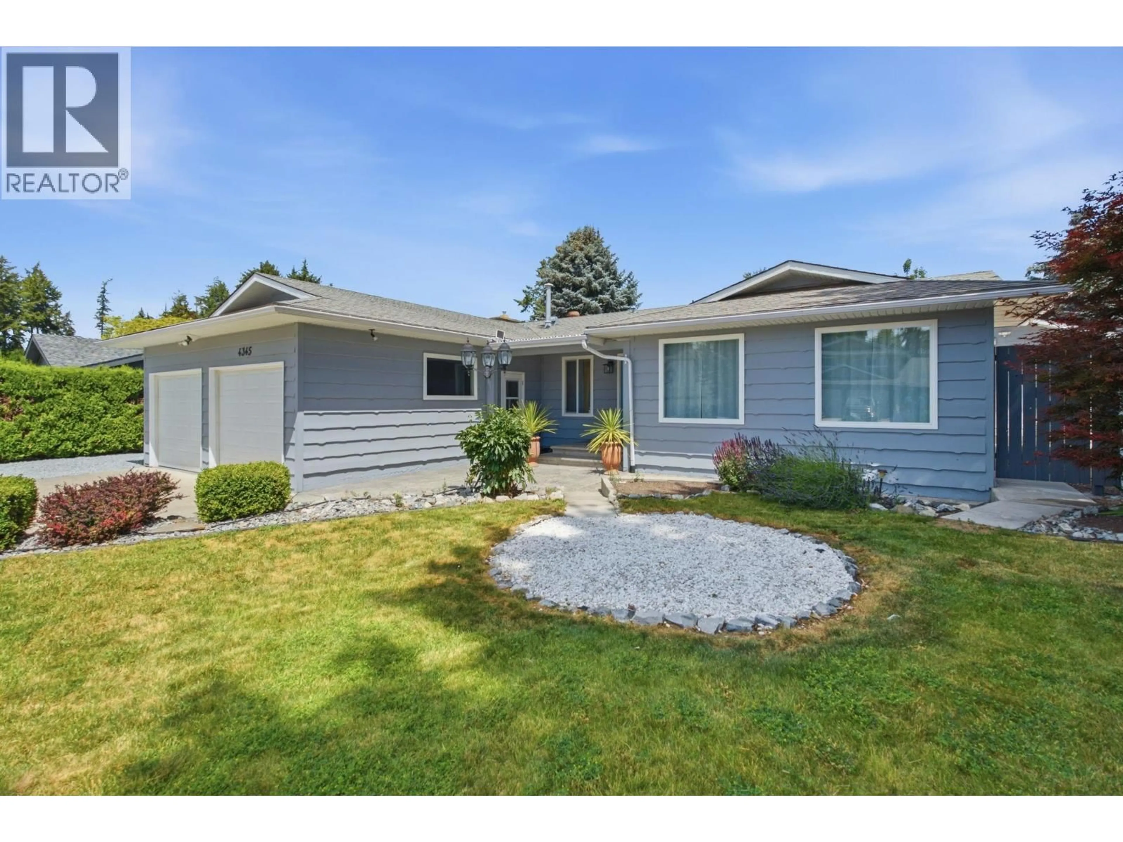 Home with vinyl exterior material, street for 4345 DUNVEGAN COURT, Kelowna British Columbia V1W1S9