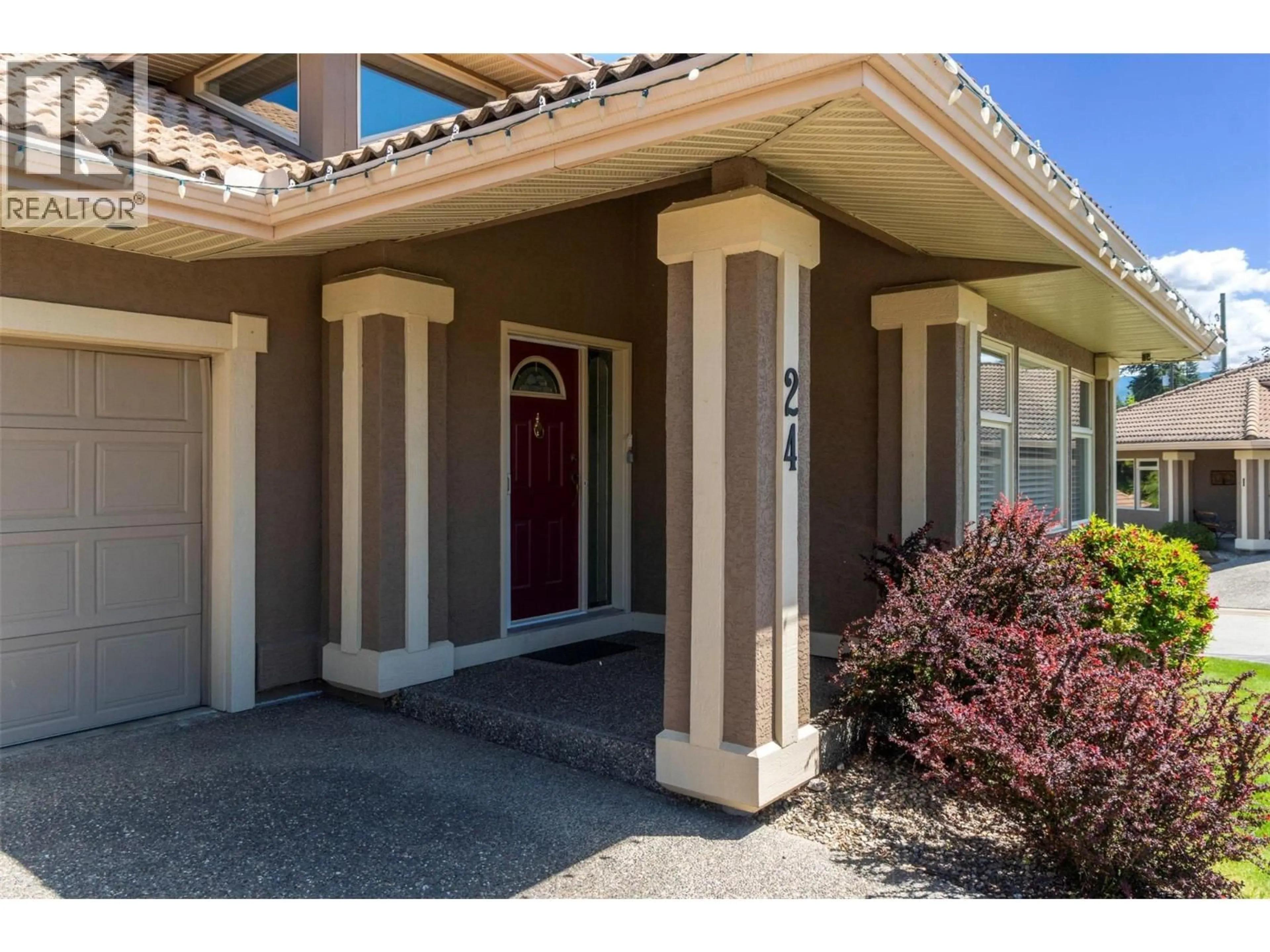 Indoor entryway for 24 - 2550 GOLF COURSE DRIVE, Blind Bay British Columbia V0E1H1