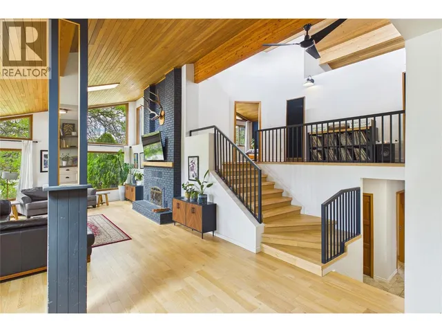 10371 OKANAGAN CENTRE ROAD EAST, Lake Country 5