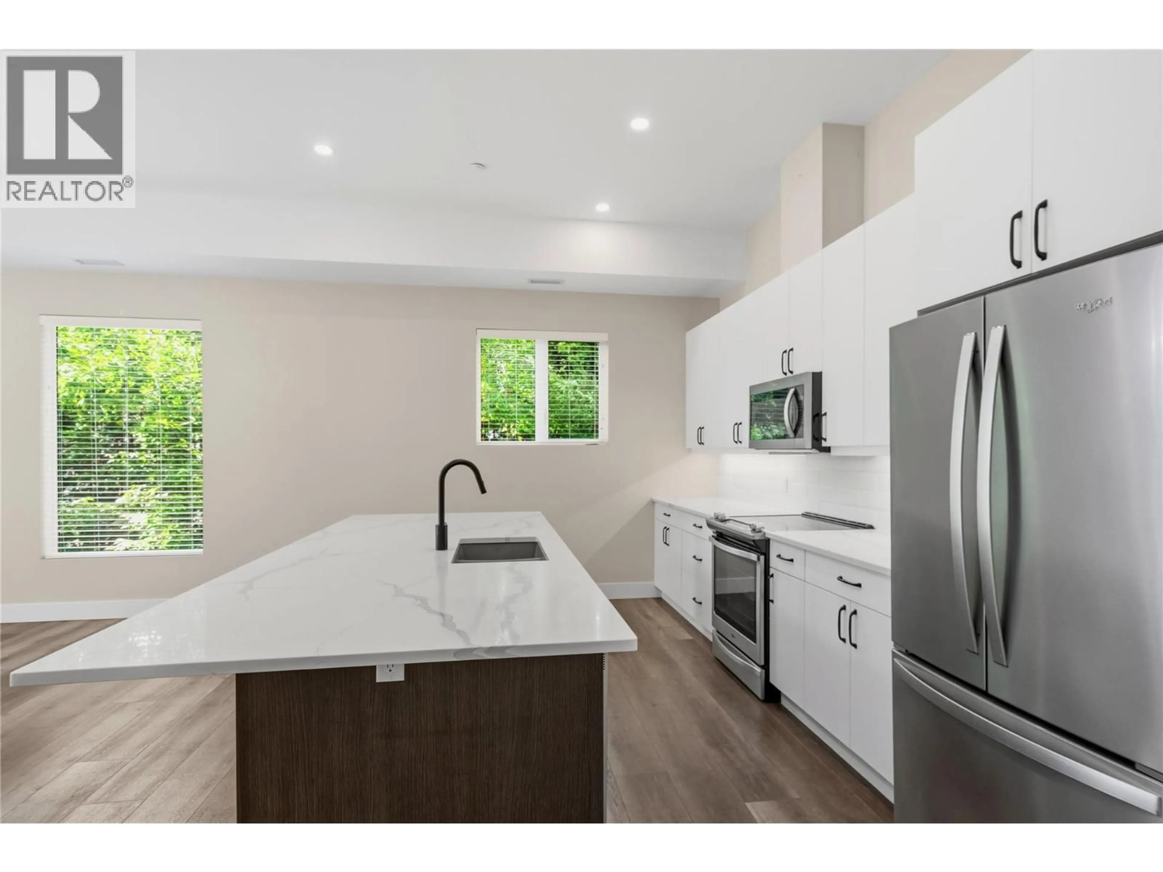 Open concept kitchen, unknown for 213 - 3311 WILSON STREET, Penticton British Columbia V2A8J3