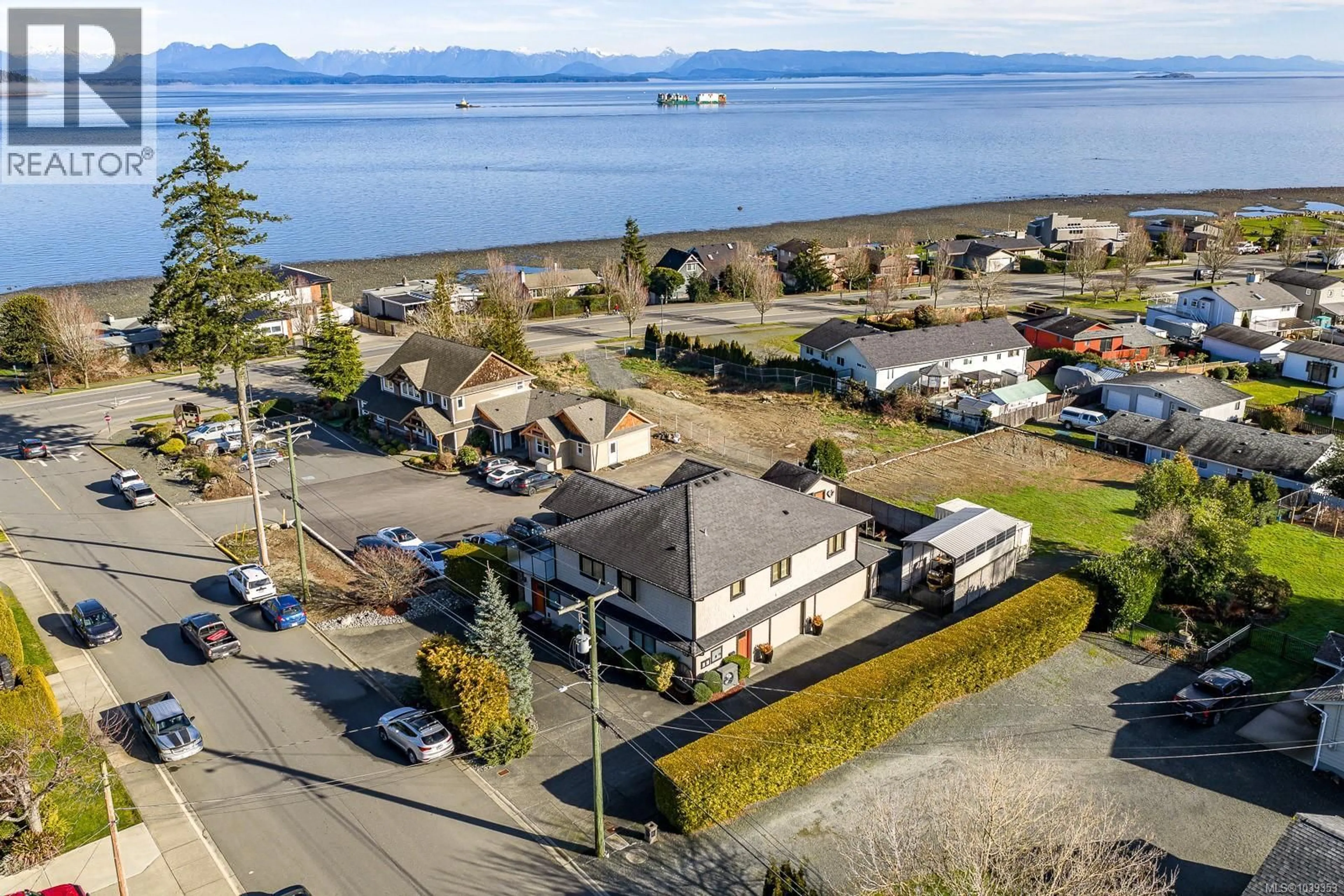 A pic from outside/outdoor area/front of a property/back of a property/a pic from drone, water/lake/river/ocean view for 91 LARWOOD ROAD, Campbell River British Columbia V9W1S3