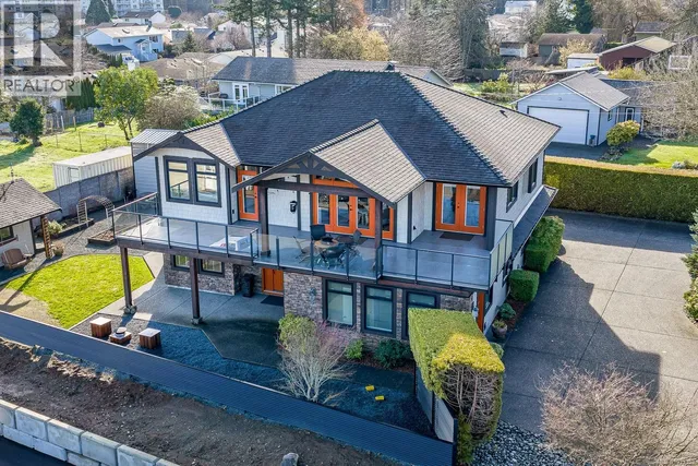 91 LARWOOD ROAD, Campbell River 2