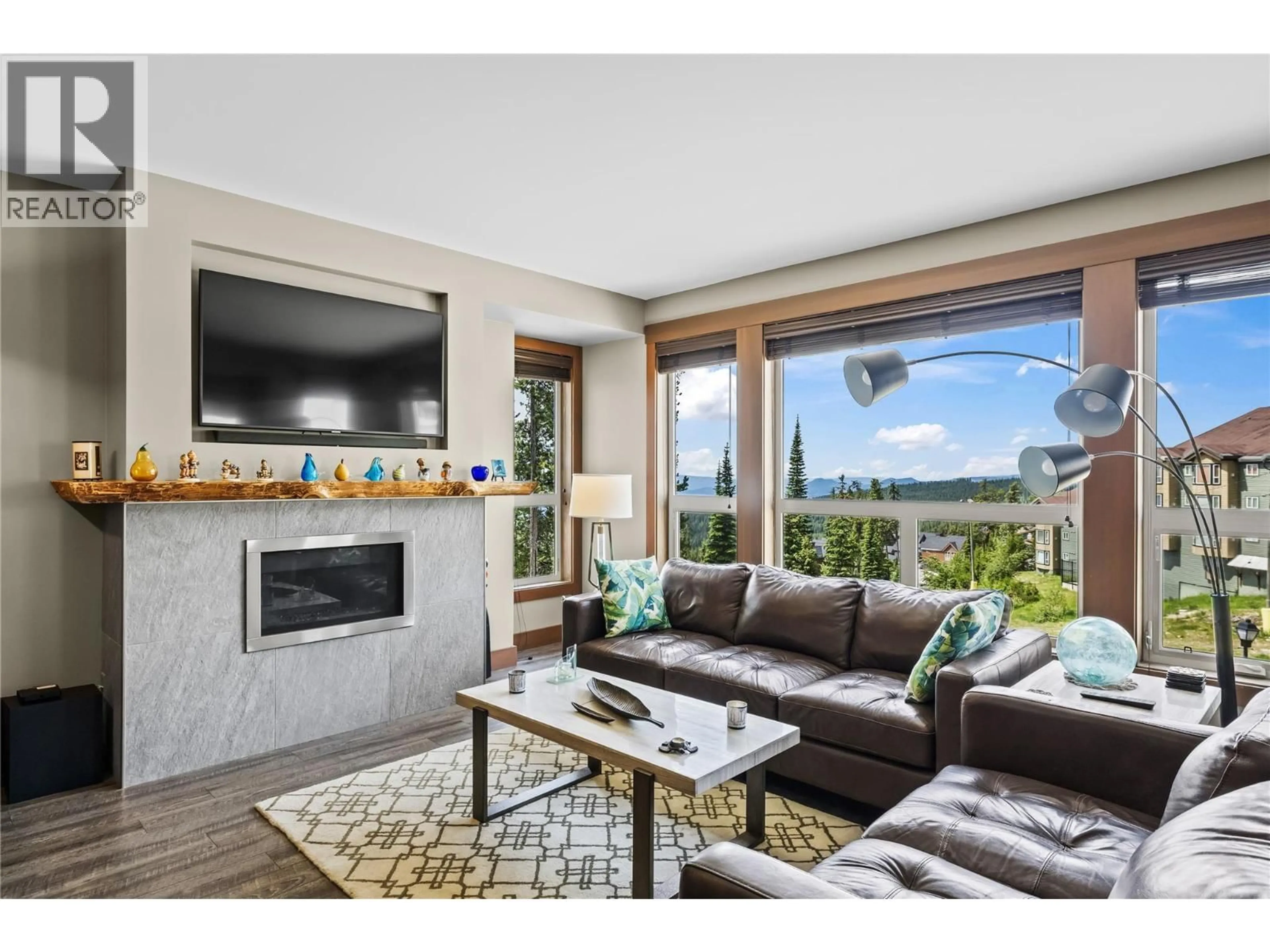 Living room with furniture, unknown for 203 - 5300B BIG WHITE ROAD, Big White British Columbia V1P1P3