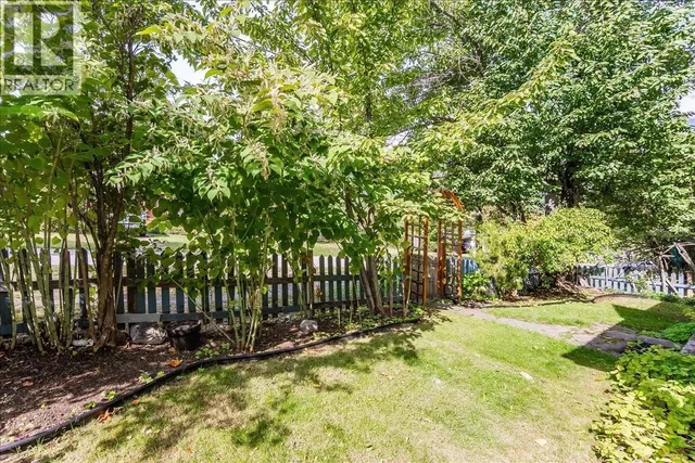 262 2ND AVENUE, Procter 4