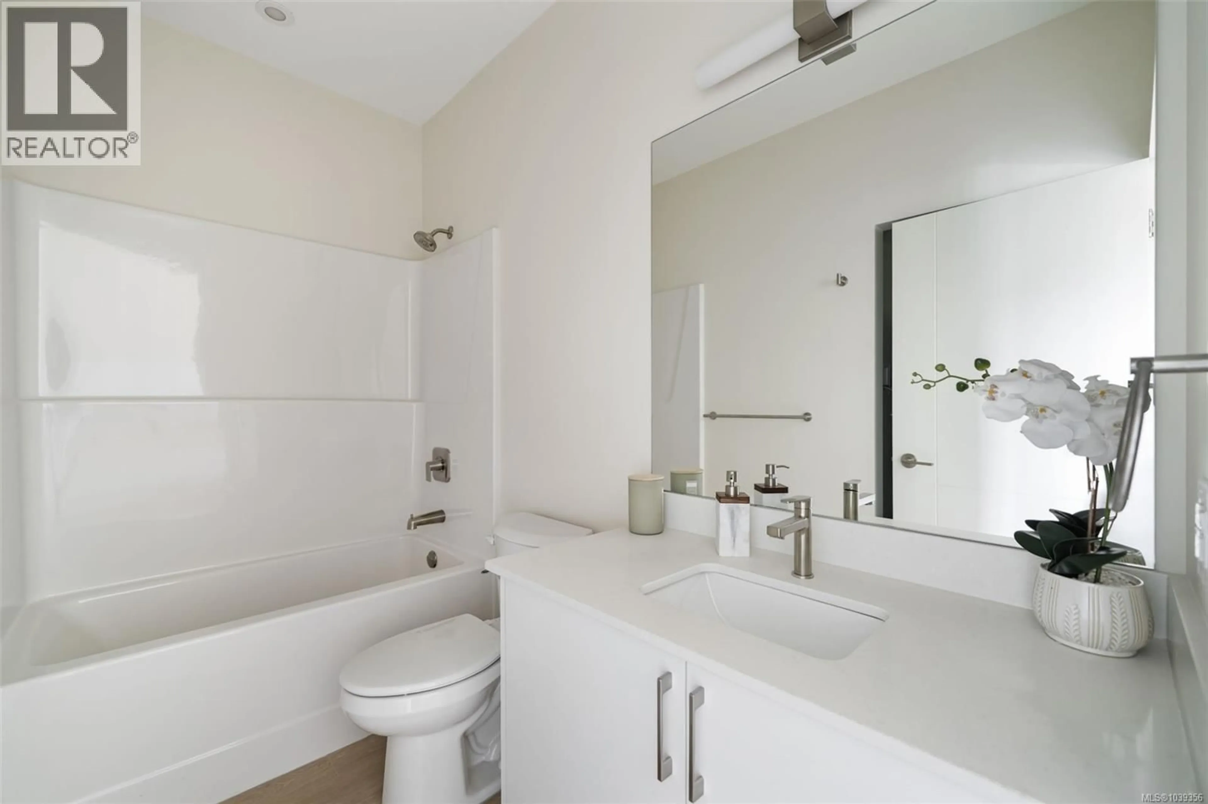 Unknown for 207 - 777 STATION AVENUE, Langford British Columbia V9B2S1