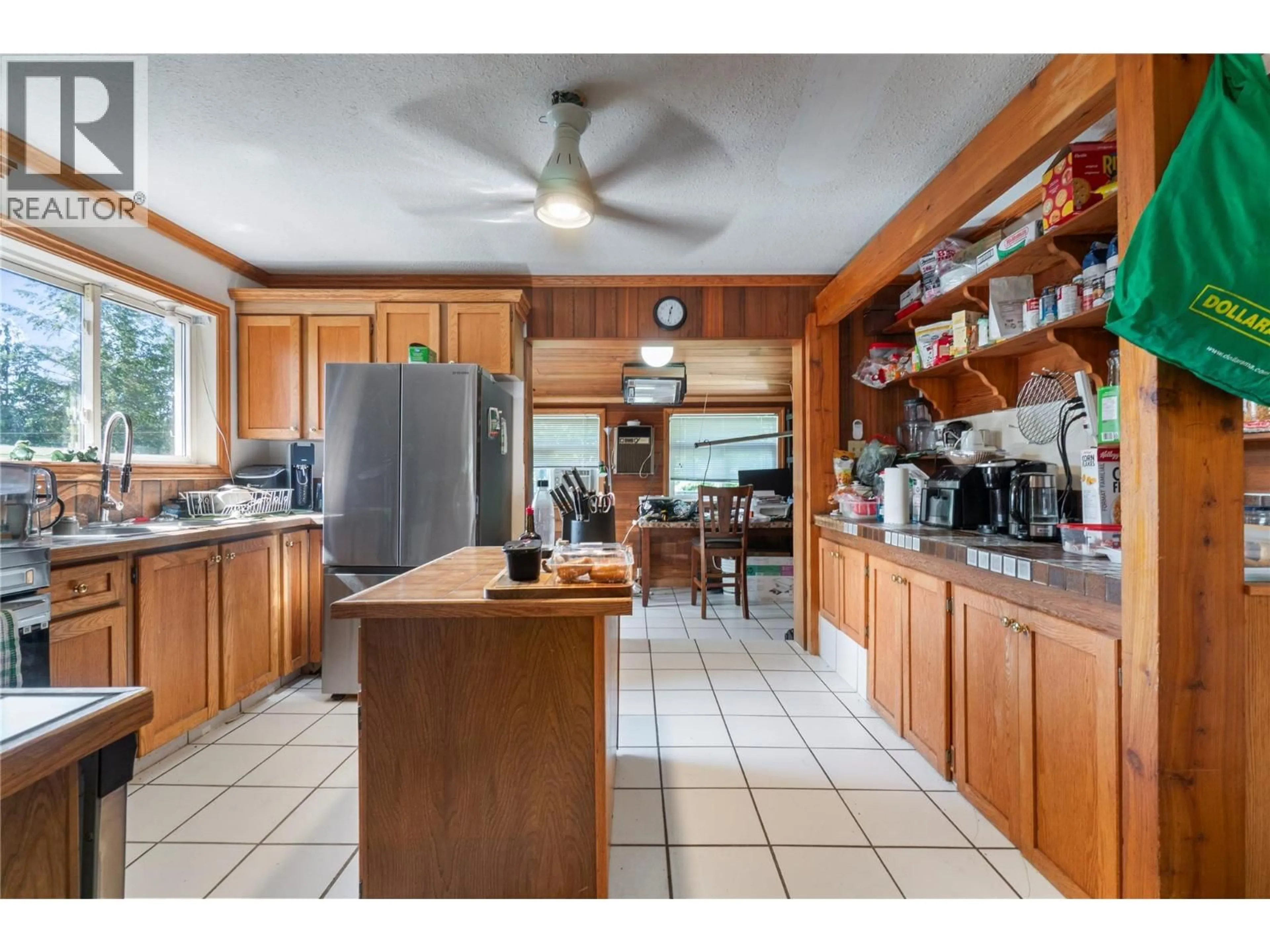 Open concept kitchen, ceramic/tile floor for 8749 SQUILAX-ANGLEMONT ROAD, St. Ives British Columbia V0E1M9