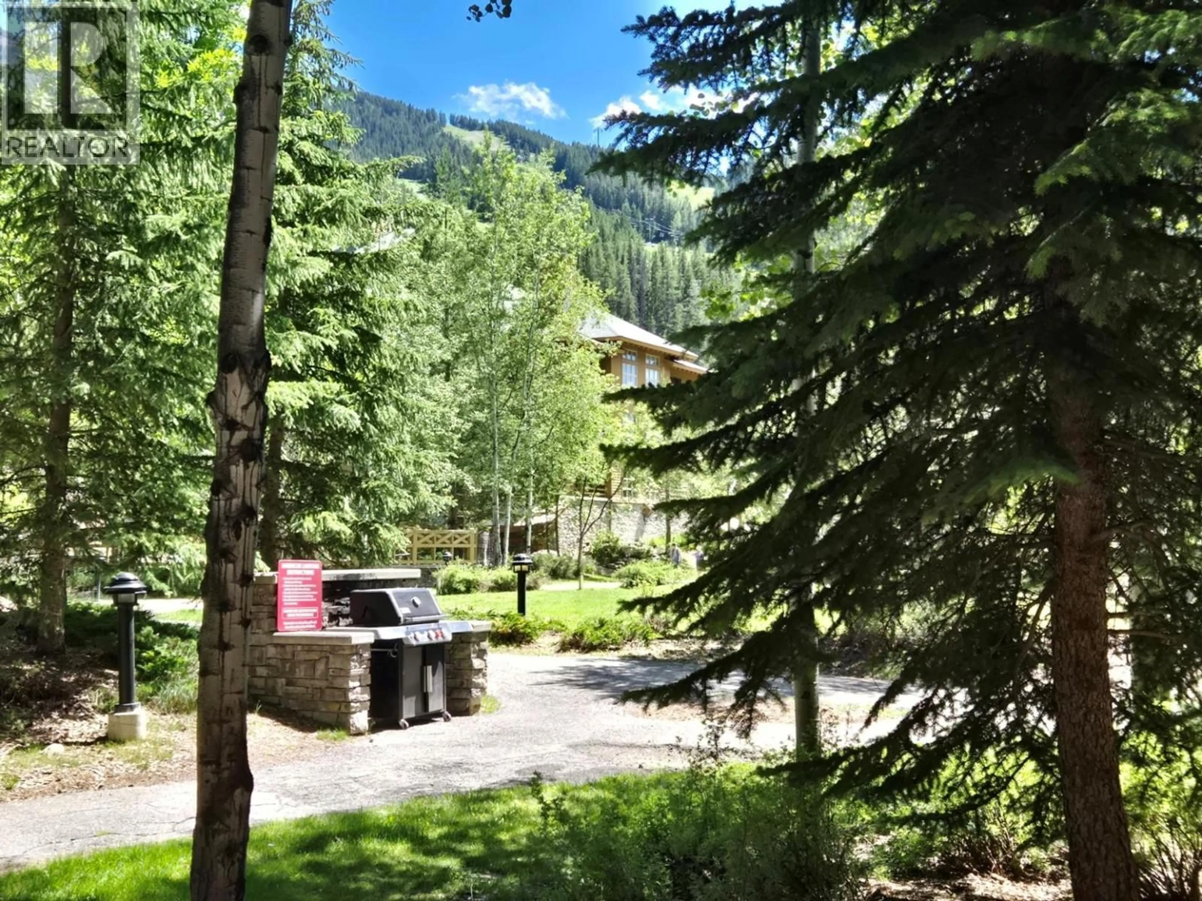 Patio, forest/trees view for 109 - 2064 SUMMIT DRIVE, Panorama British Columbia V0A1T0