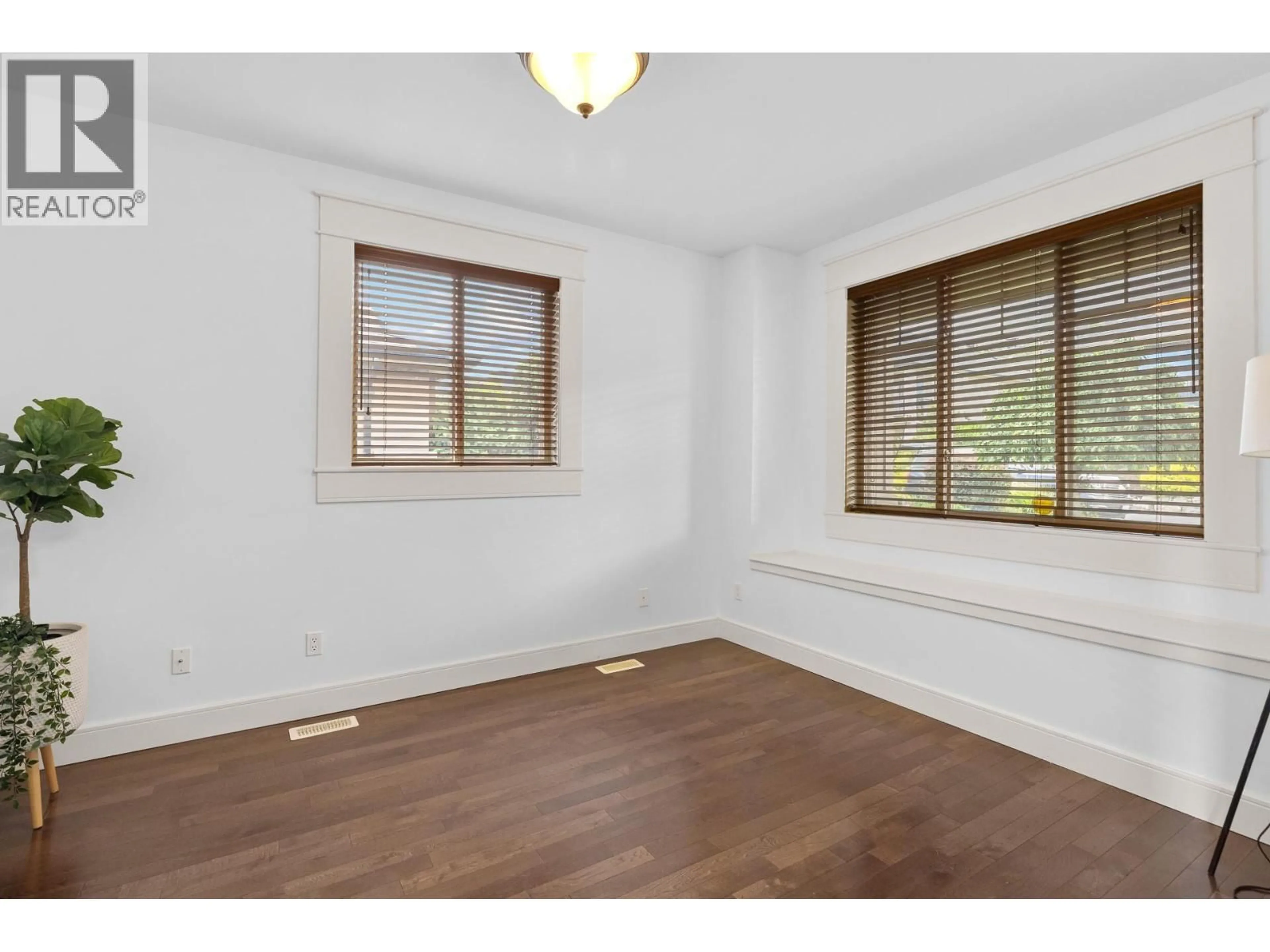 A pic of a room for 679 DEVONIAN AVENUE, Kelowna British Columbia V1W5C2