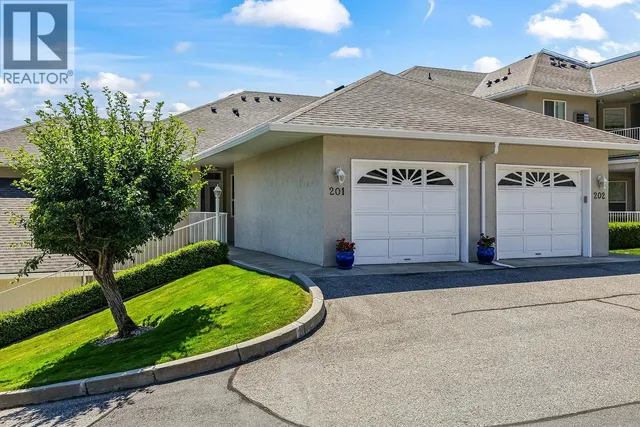 201 - 2377 SHANNON WOODS DRIVE, West Kelowna 3