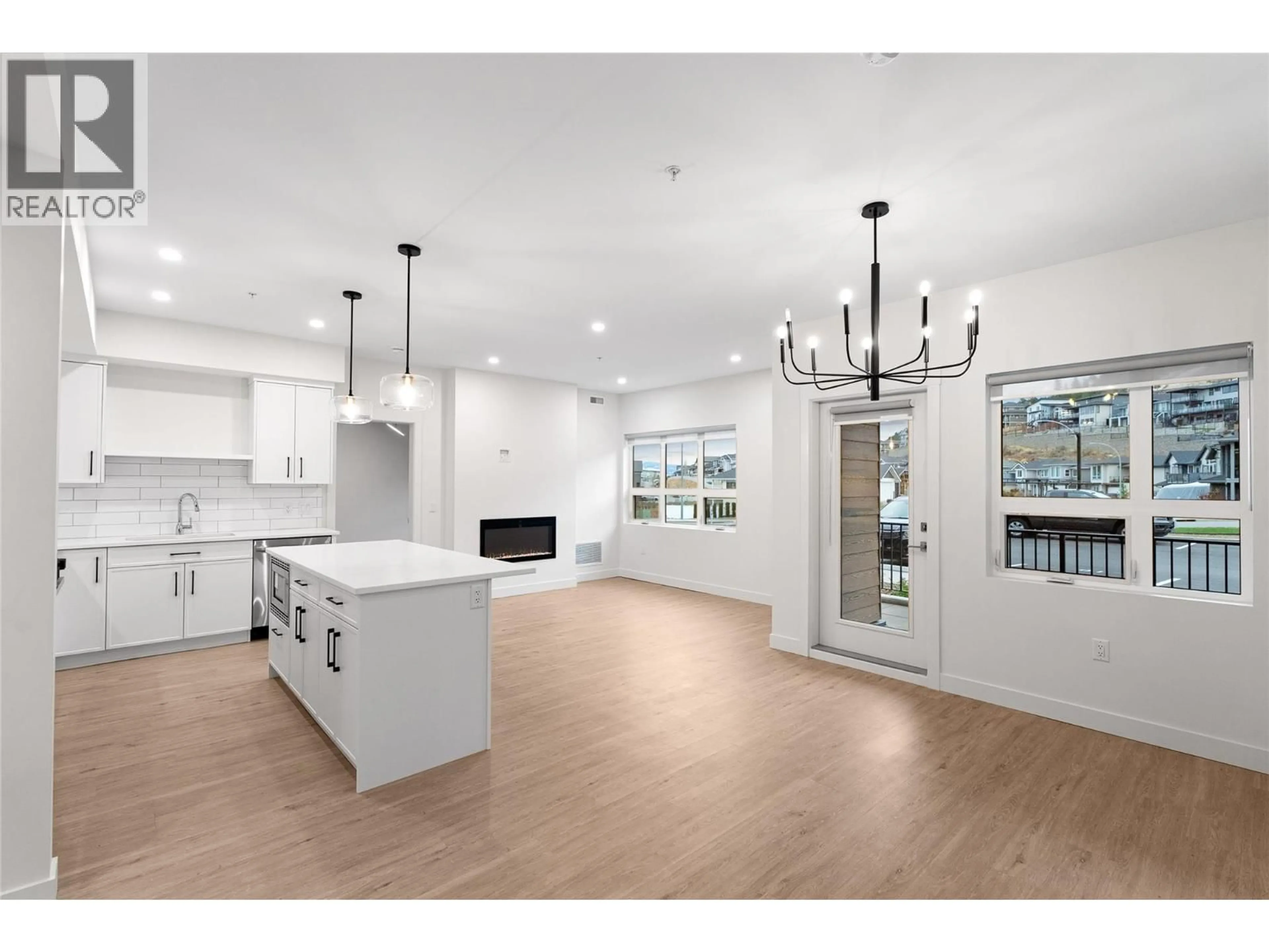 Open concept kitchen, unknown for 106 - 1844 QU'APPELLE BOULEVARD, Kamloops British Columbia V2E0E8