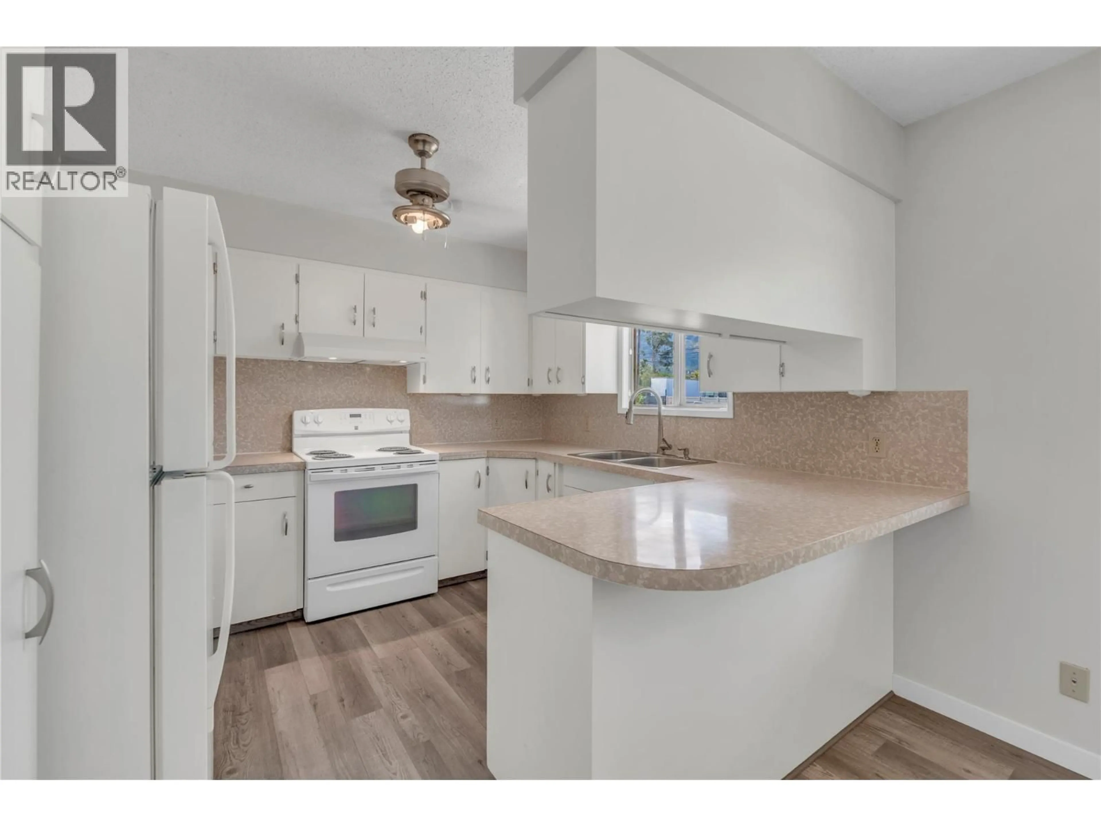 Unknown for 5775 MAIN STREET, Oliver British Columbia V0H1T0