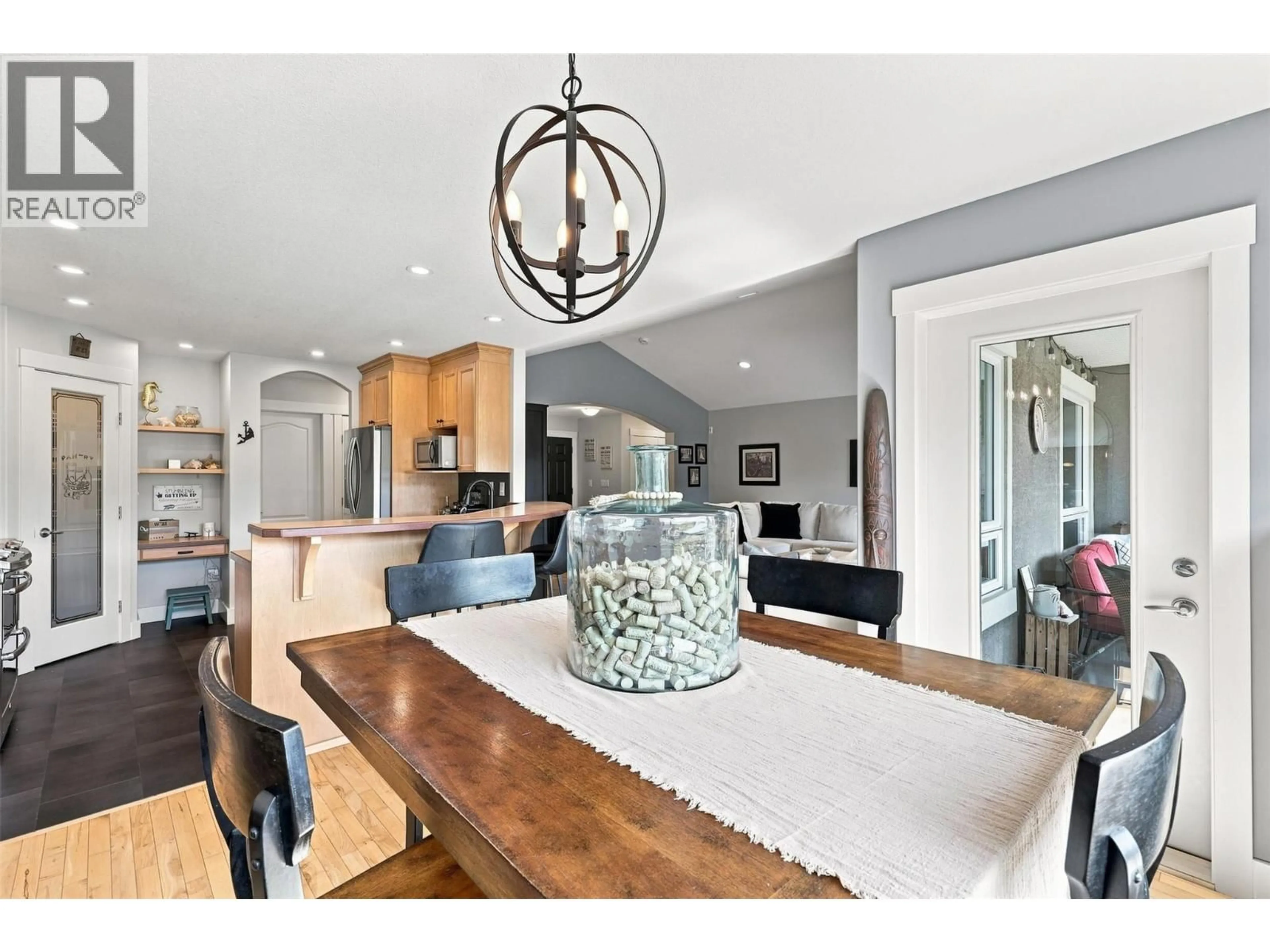 Open concept kitchen, unknown for 1167 BURGESS WAY, Kamloops British Columbia V1S1S9