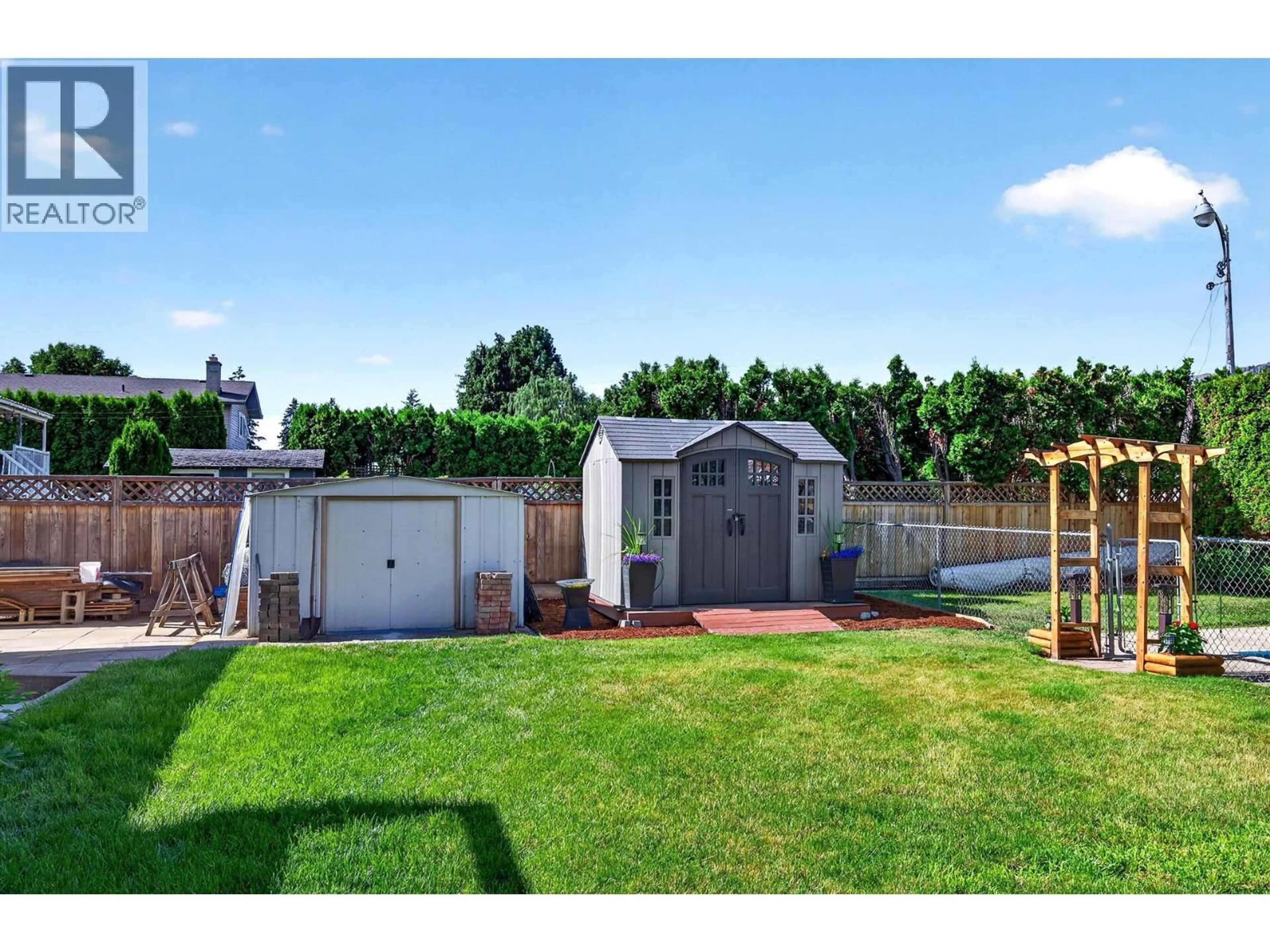 Shed for 715 BISSETTE ROAD, Kamloops British Columbia V2B6L5