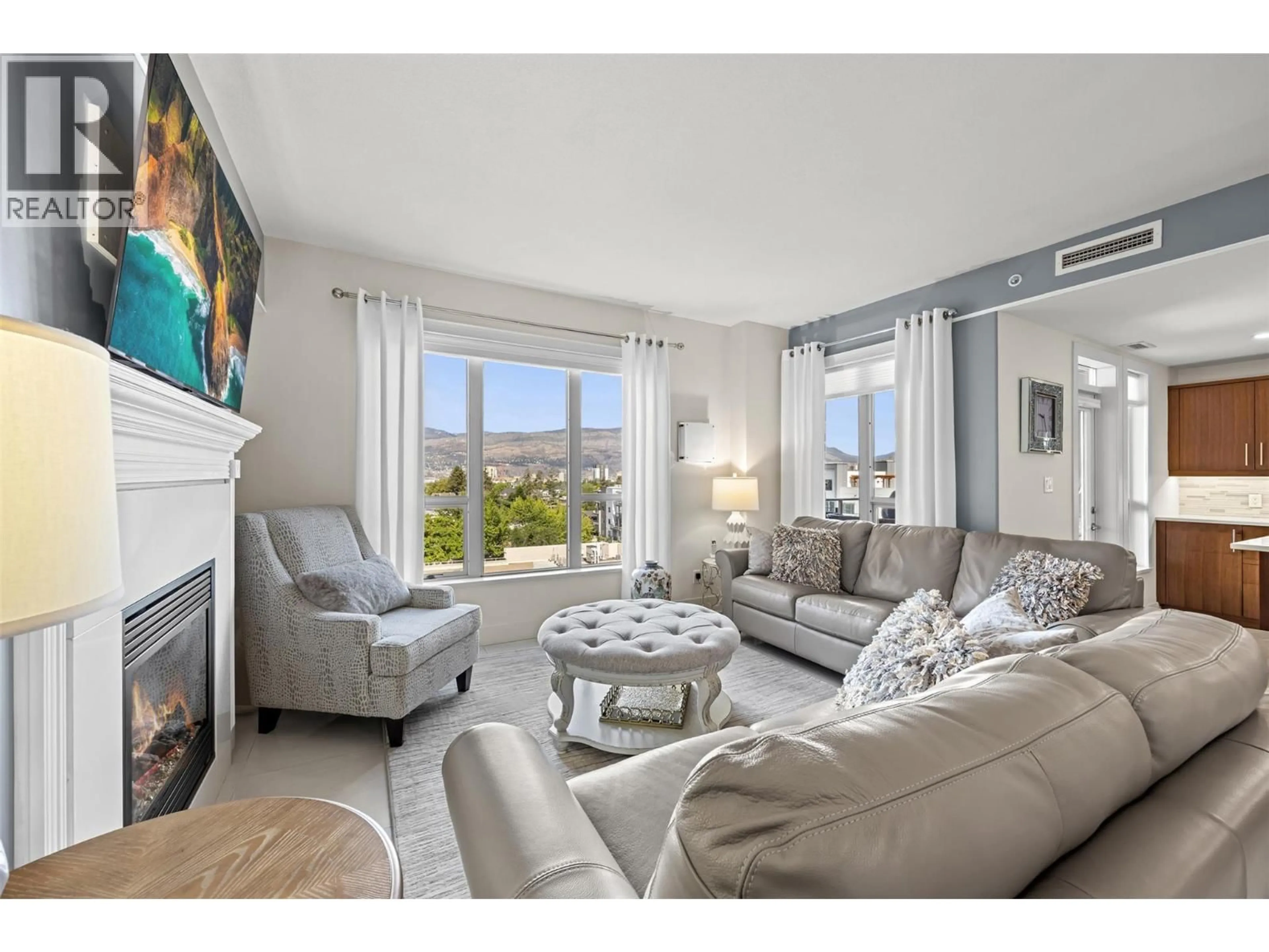 Living room with furniture, unknown for 601 - 1160 BERNARD AVENUE, Kelowna British Columbia V1Y6R2