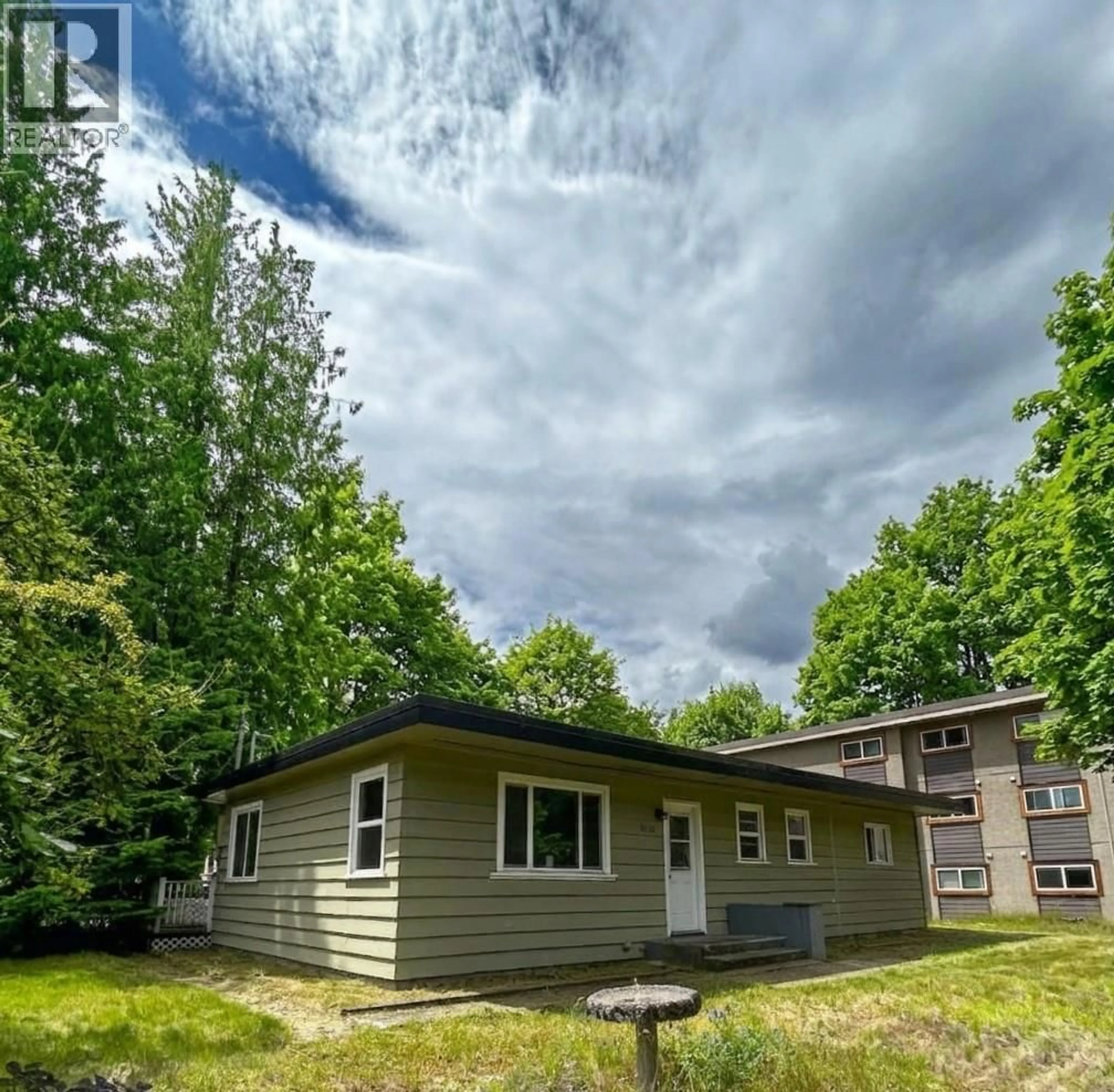 Shed for 1201 VICTORIA ROAD WEST, Revelstoke British Columbia V0E2S0